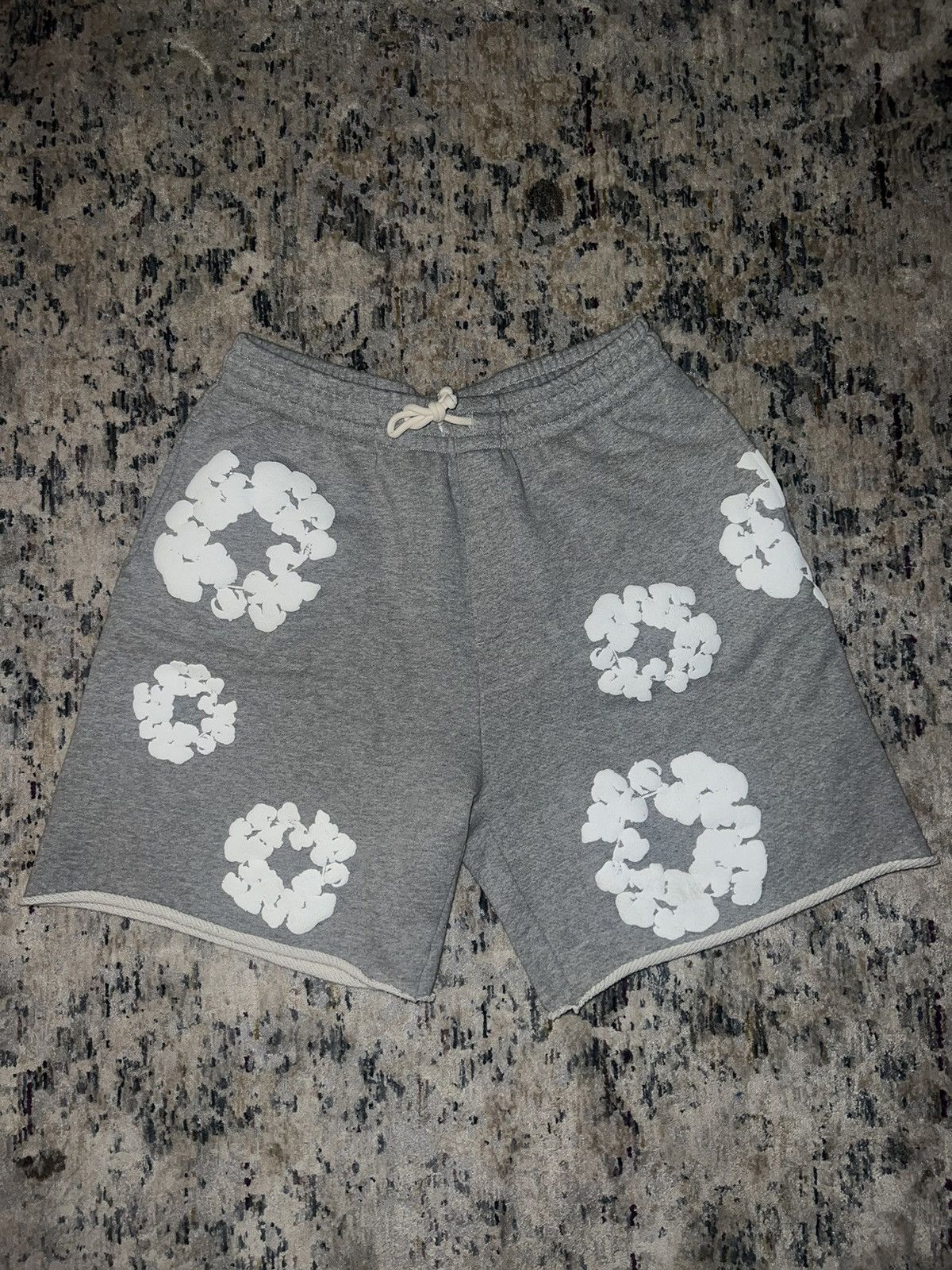 Denim Tears The Cotton Wreath Shorts Grey