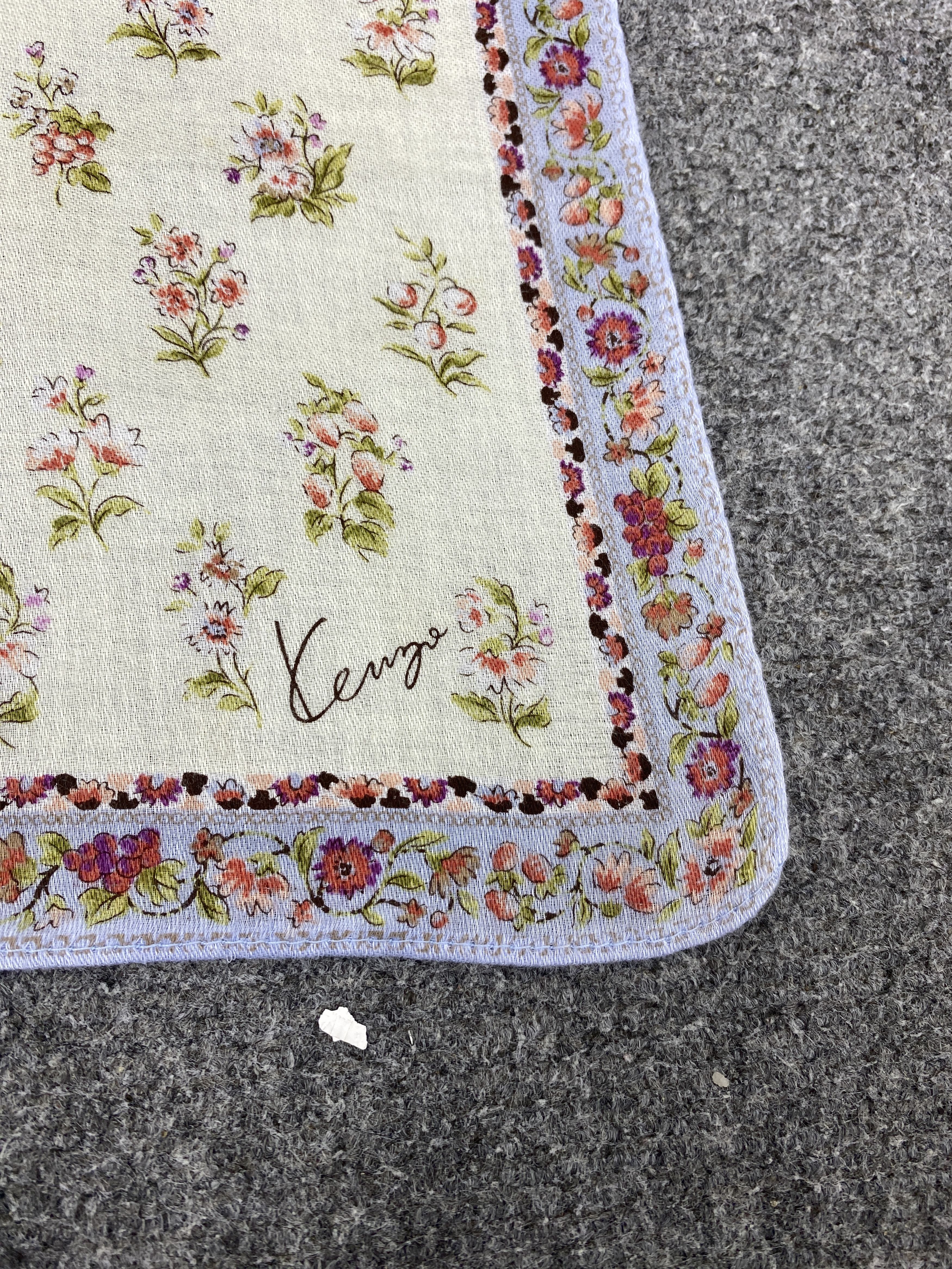 Kenzo Kenzo Flowers Handkerchief / Neckerchief KT0263 Size ONE SIZE - 5 Thumbnail
