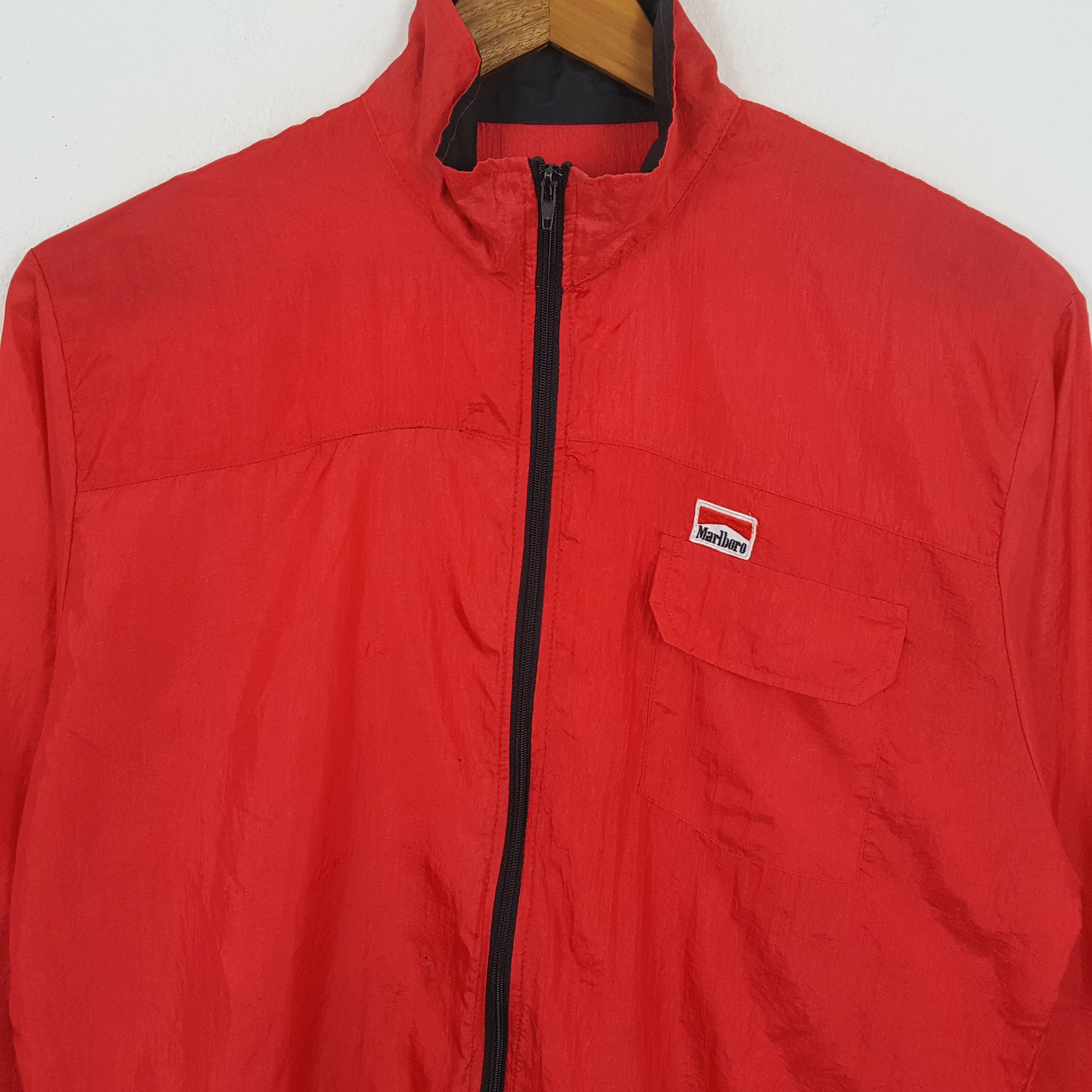 Marlboro × Vintage Vintage MARLBORO Ferrari Formula One Racing Jacket Size US XL / EU 56 / 4 - 4 Thumbnail