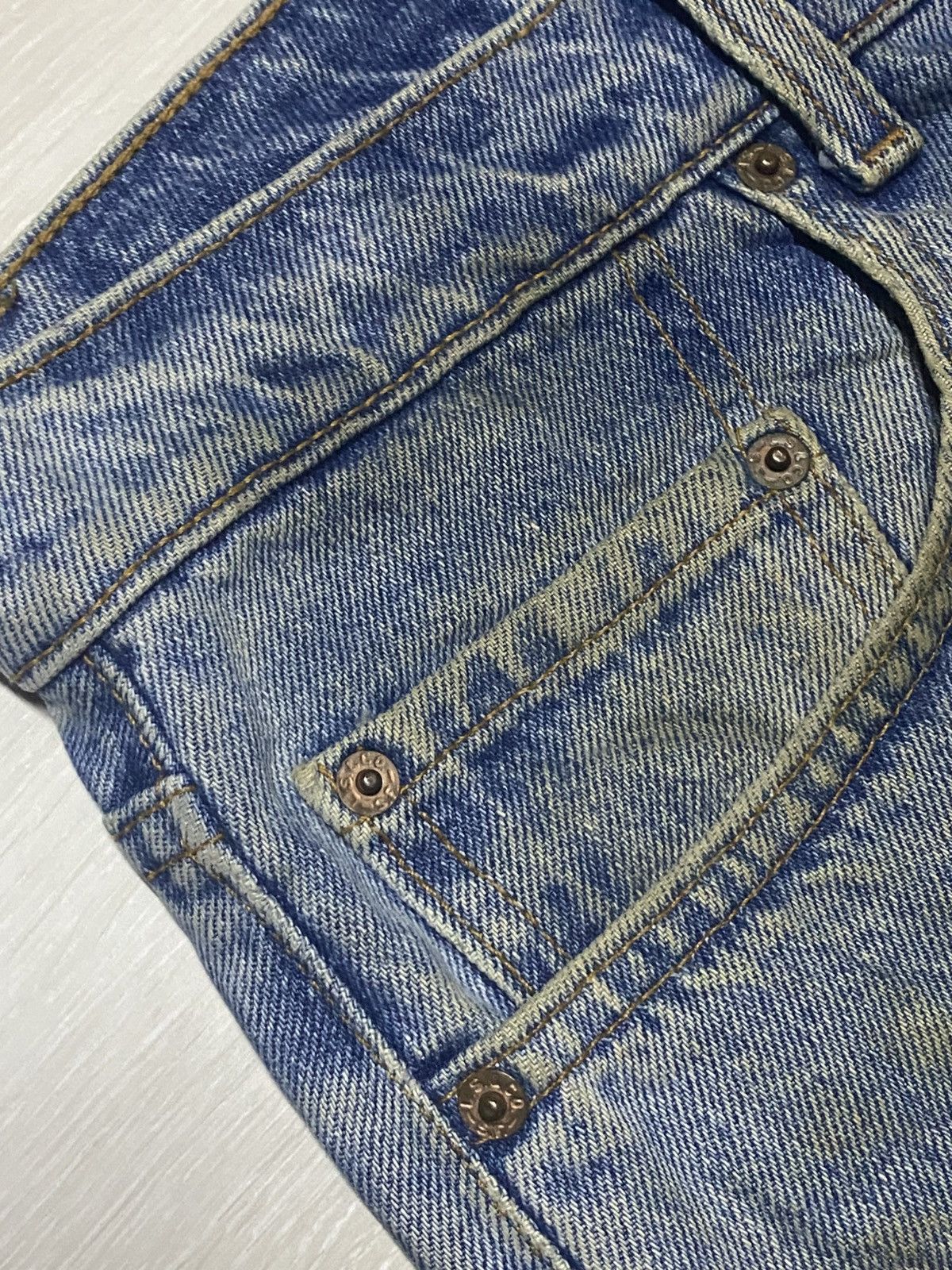 Levi's Vintage Levis Mud Wash Grunge Ripped Jeans Size US 32 / EU 48 - 9 Thumbnail