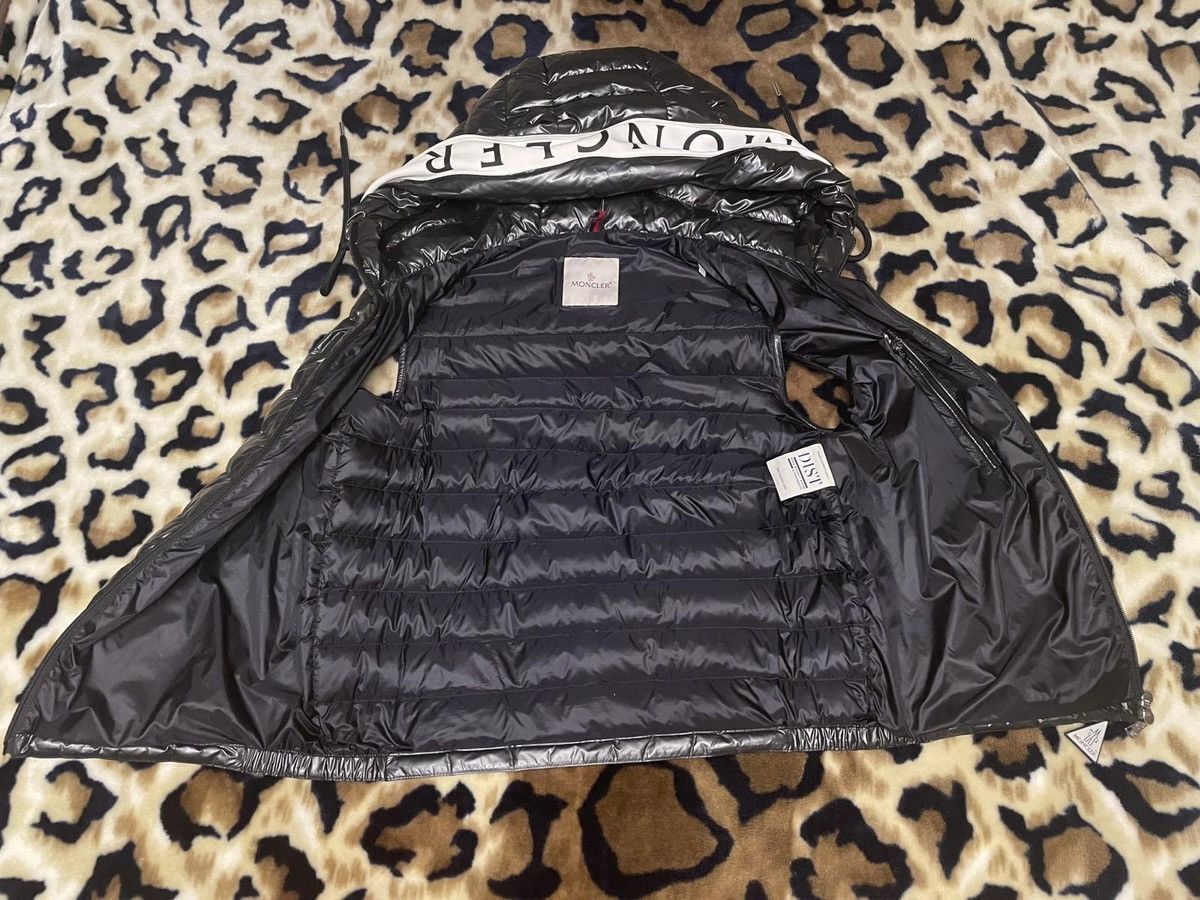 Moncler Moncler Akaishi Puffer Vest Size US M / EU 48-50 / 2 - 11 Thumbnail