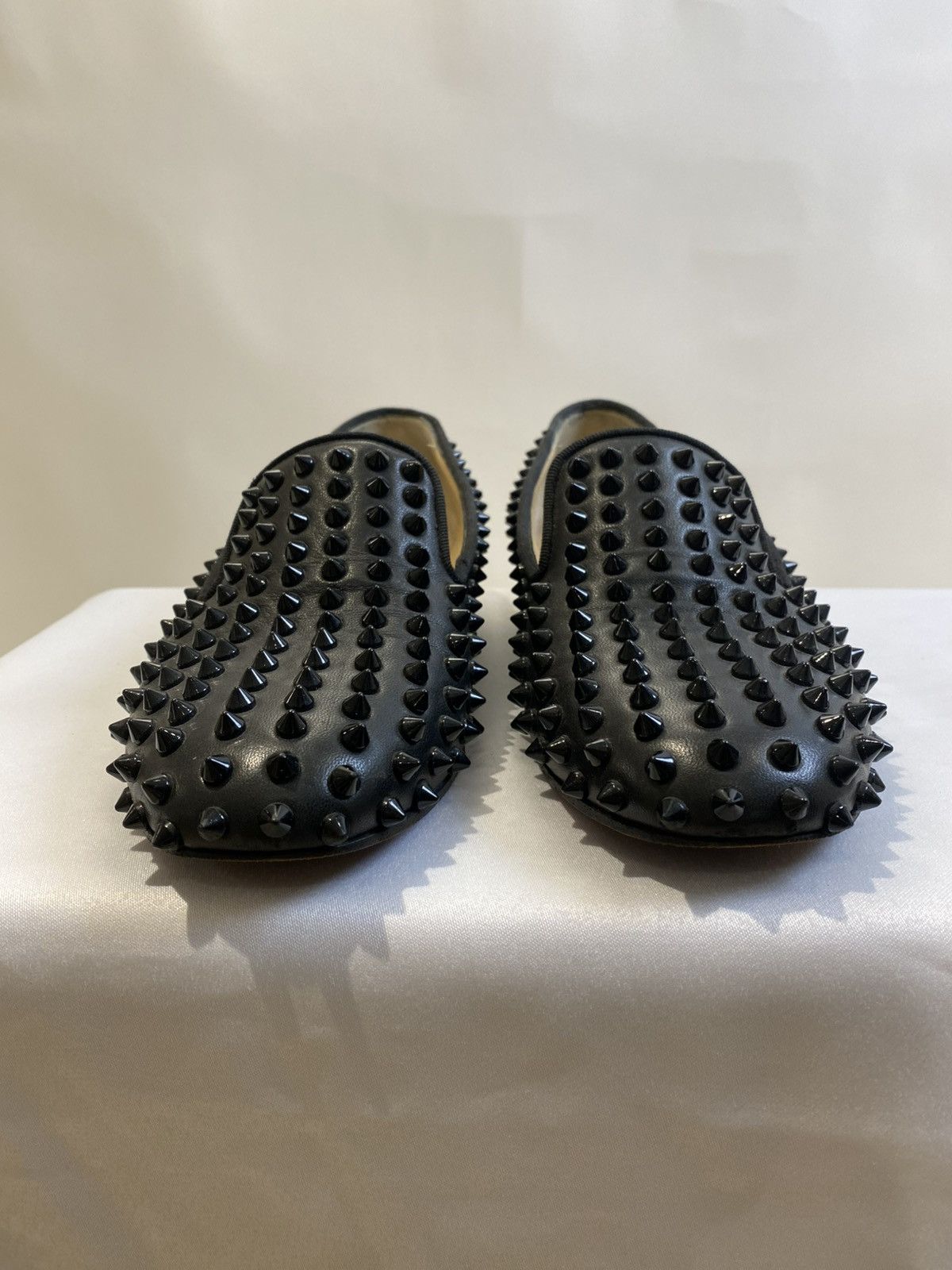 Christian Louboutin Christian Louboutin Dandelion Spiked Loafers Size37 Size US 4 / IT 34 - 2 Thumbnail