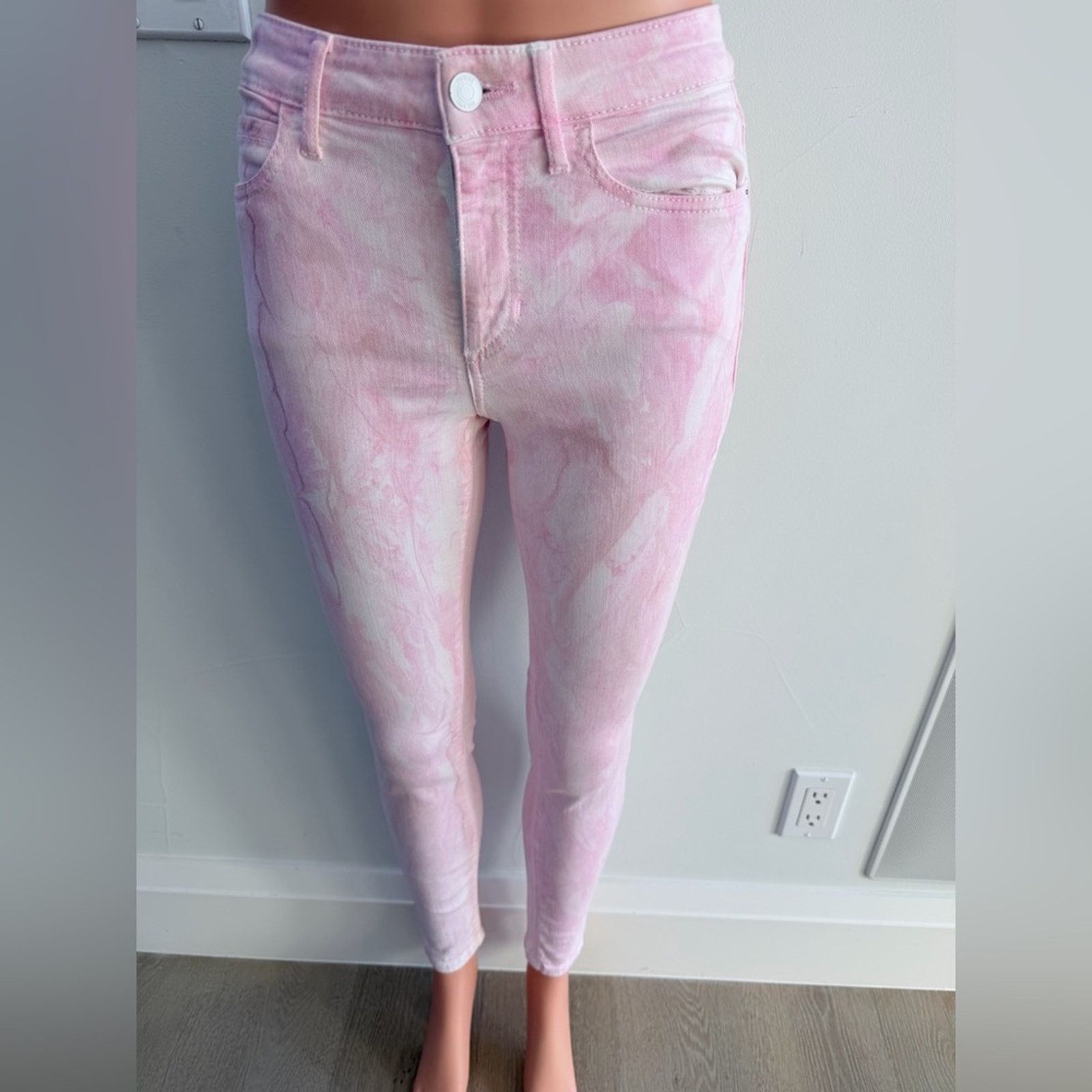 Guess Guess 1981 Y2K Pink Tie-Dye Marble High Rise Jeans size 23 Size 23" - 2 Thumbnail