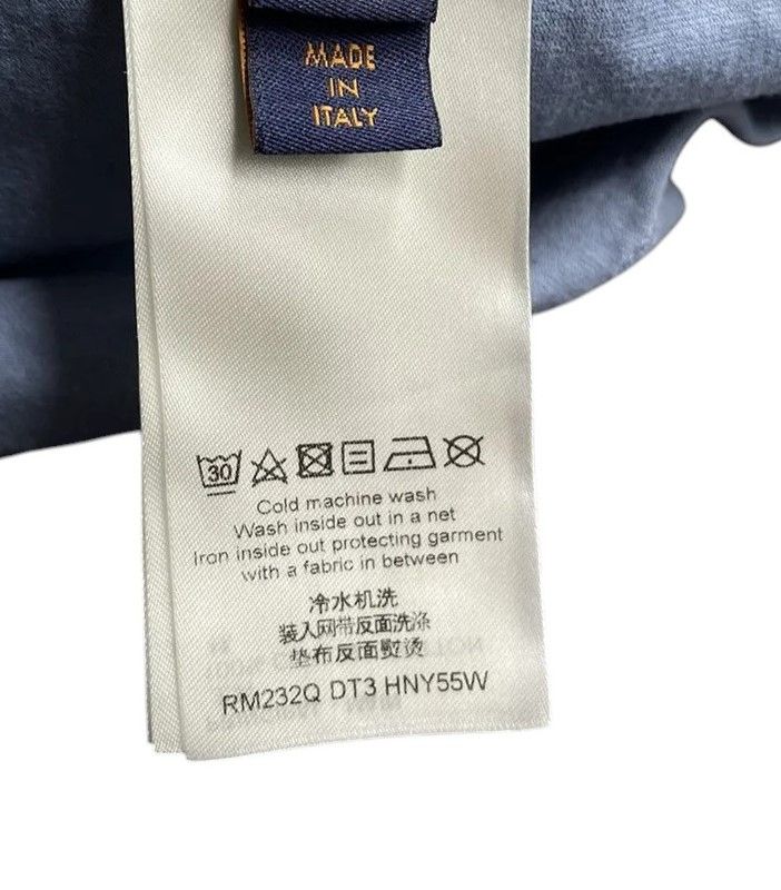 Louis Vuitton Embossed LV Logo T-shirt Short Sleeve Tee