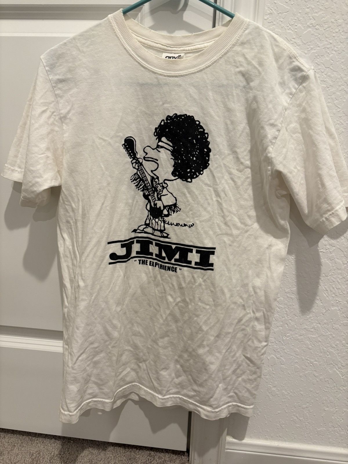 Anvil Jimi Hendrix x Peanuts Snoopy 60s Design Vintage Anvil Shirt Size US S / EU 44-46 / 1 - 1 Thumbnail
