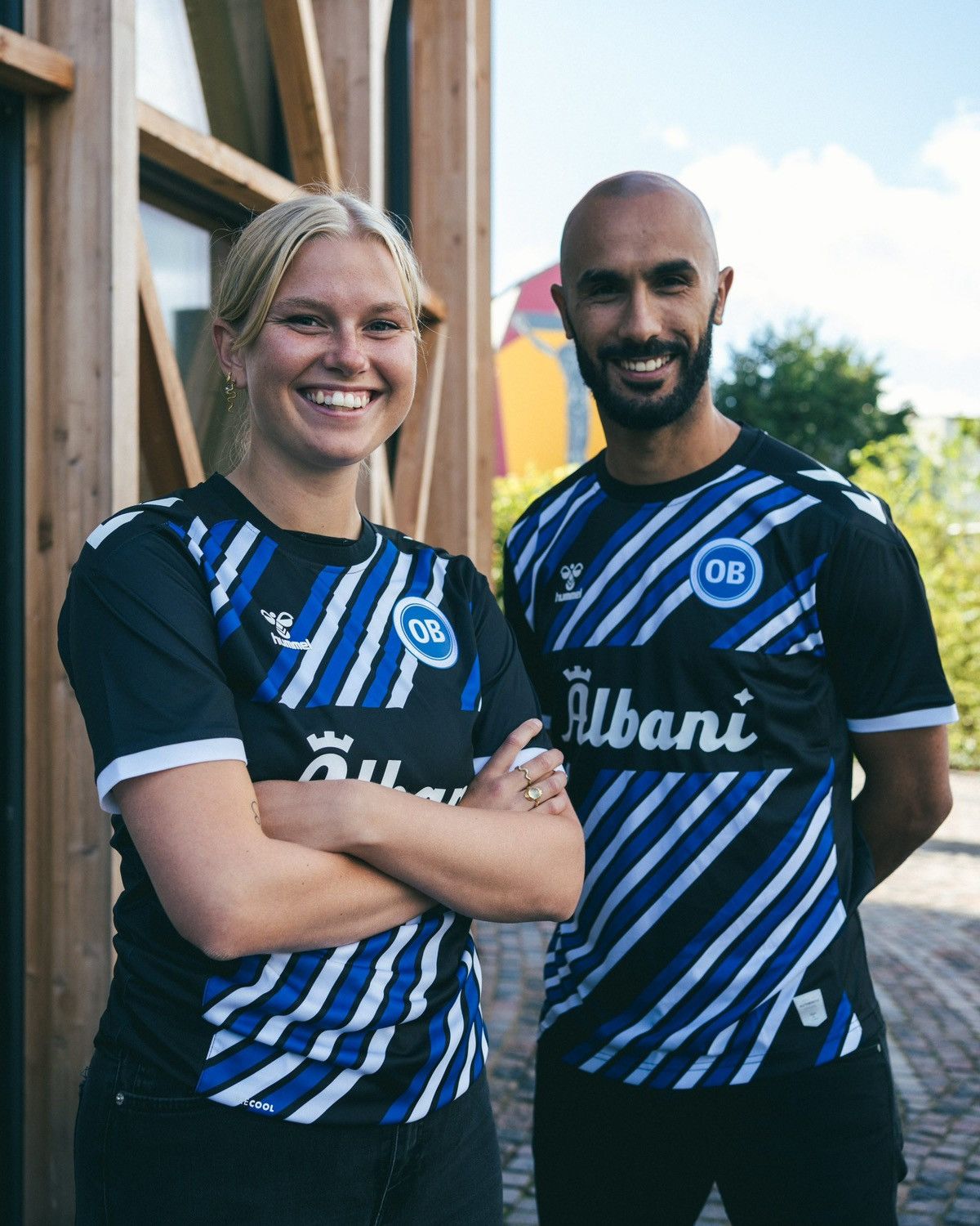 Hummel Hummel Odense Boldklub Jersey Size US S / EU 44-46 / 1 - 3 Thumbnail