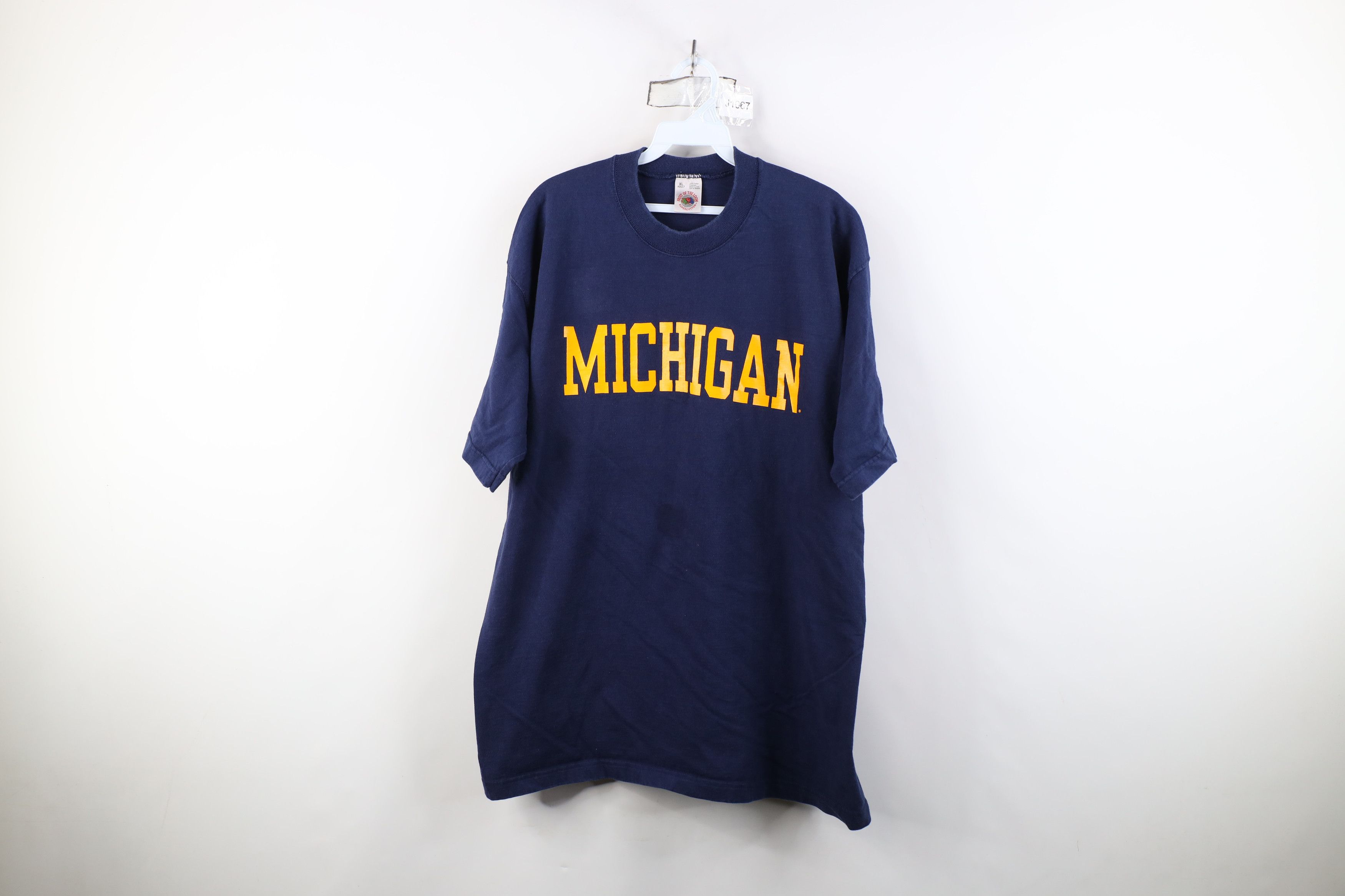 Vintage Vintage 90s University of Michigan Short Sleeve T-Shirt USA Size US XL / EU 56 / 4 - 1 Thumbnail