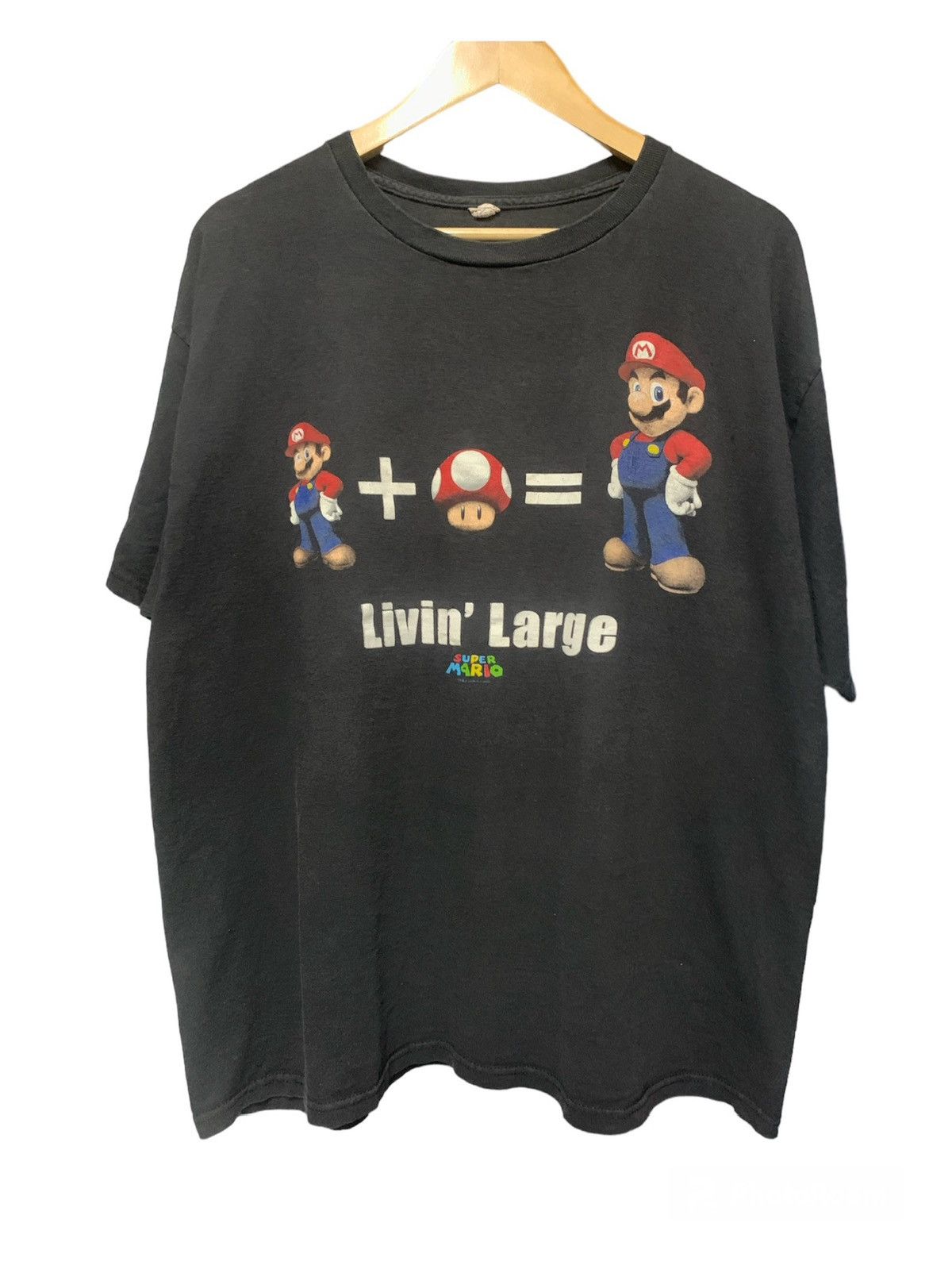 image of Cartoon Network x Nintendo Super Mario Livin Large Power Up Nintendo T-Shirt in Black (Size XL)