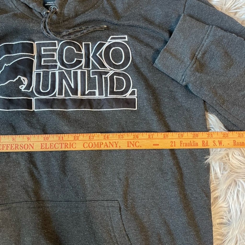 Ecko Unltd. Ecko Unlimited Black Graphic Hoodie size Xl(small pit hole) Size US XL / EU 56 / 4 - 3 Thumbnail