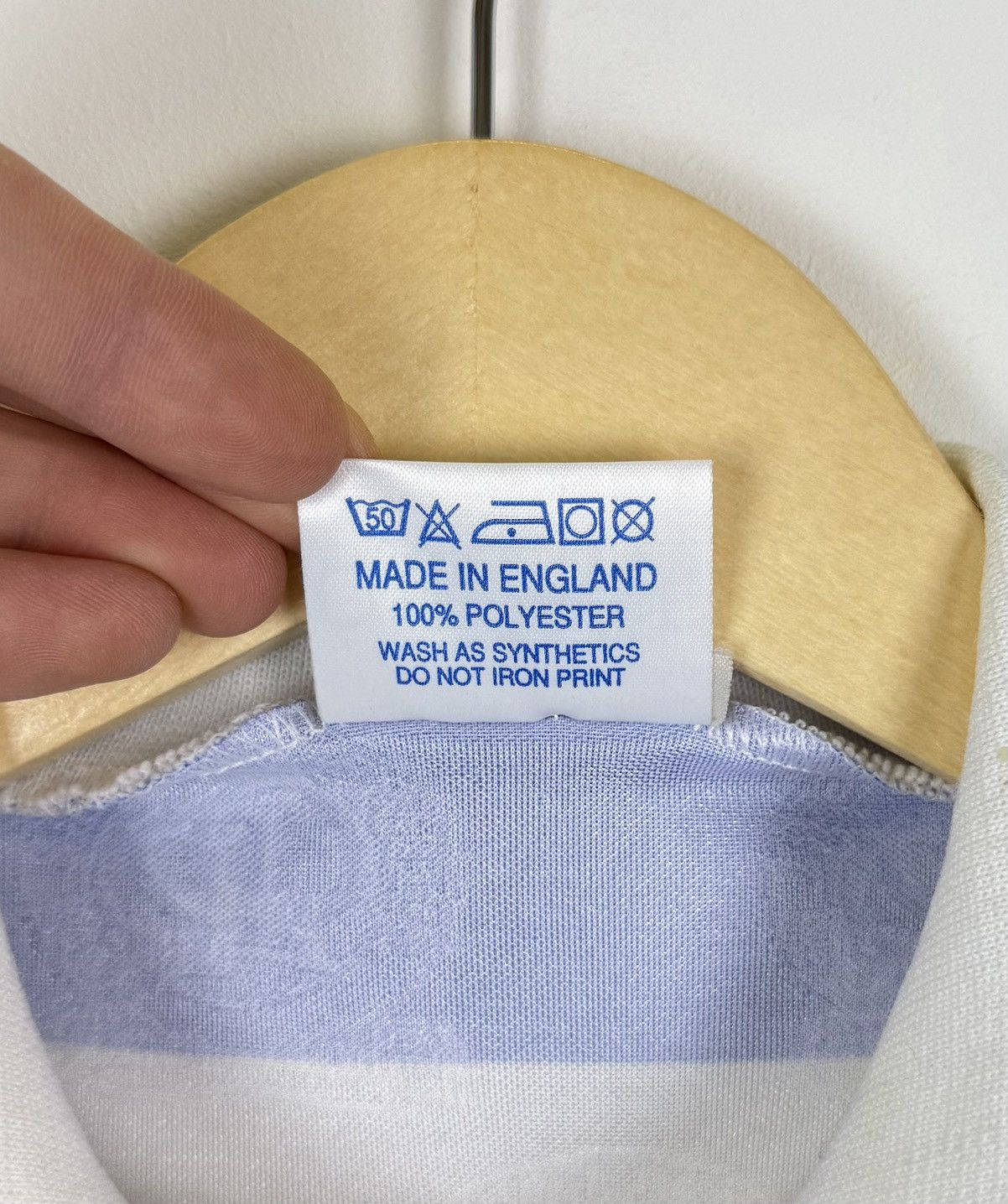 Other Vintage Queens Park Rangers QPR 1992- 1993 home shirt jersey Size US XXS / EU 40 - 4 Thumbnail