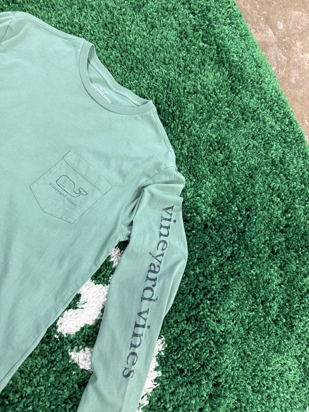 Vineyard Vines Vineyard Vines Green Whale Logo Tee Sz. Small Size US S / EU 44-46 / 1 - 4 Thumbnail