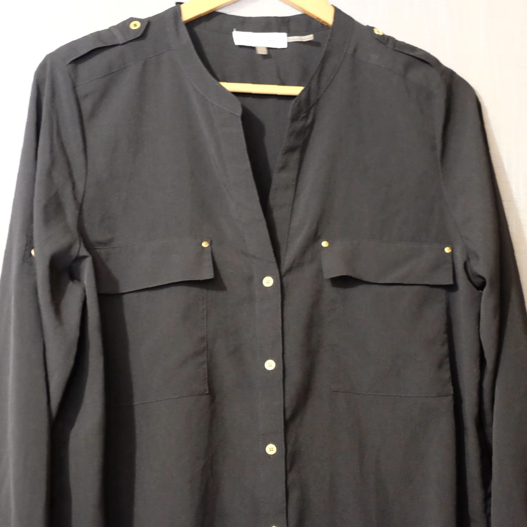 Calvin Klein Calvin Klein Button-Down Shirt Front Pocket Gold Button Womens L Black Button-Up Shirt Womens L Modern Basic Casual Workwear Vintage No N/A Size L / US 10 / IT 46 - 2 Thumbnail