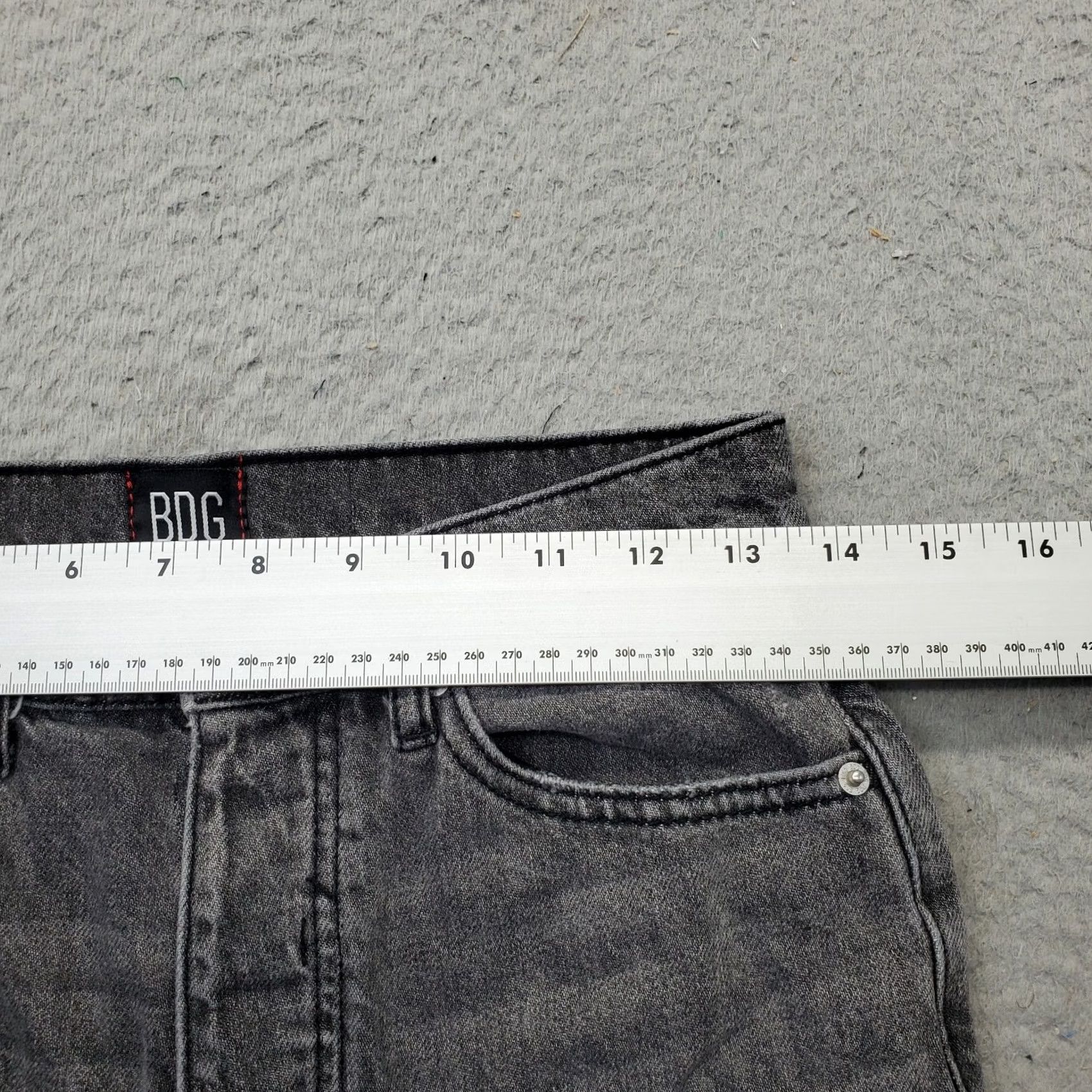 Bdg BDG Jeans Women Size 26 Denim Slim Fit 5-Pocket Design Straight Leg Multi Color Size 26" / US 2 / IT 38 - 5 Thumbnail