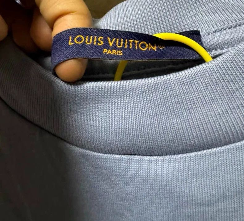 Louis Vuitton Louis Vuitton Gray Short Sleeve Shirt - dmc Size US L / EU 52-54 / 3 - 1 Thumbnail