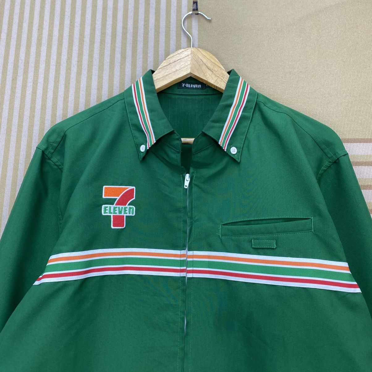 Japanese Brand 🫶 vintage 7-Eleven Japanese brand uniform workwear shirt Size US L / EU 52-54 / 3 - 3 Thumbnail