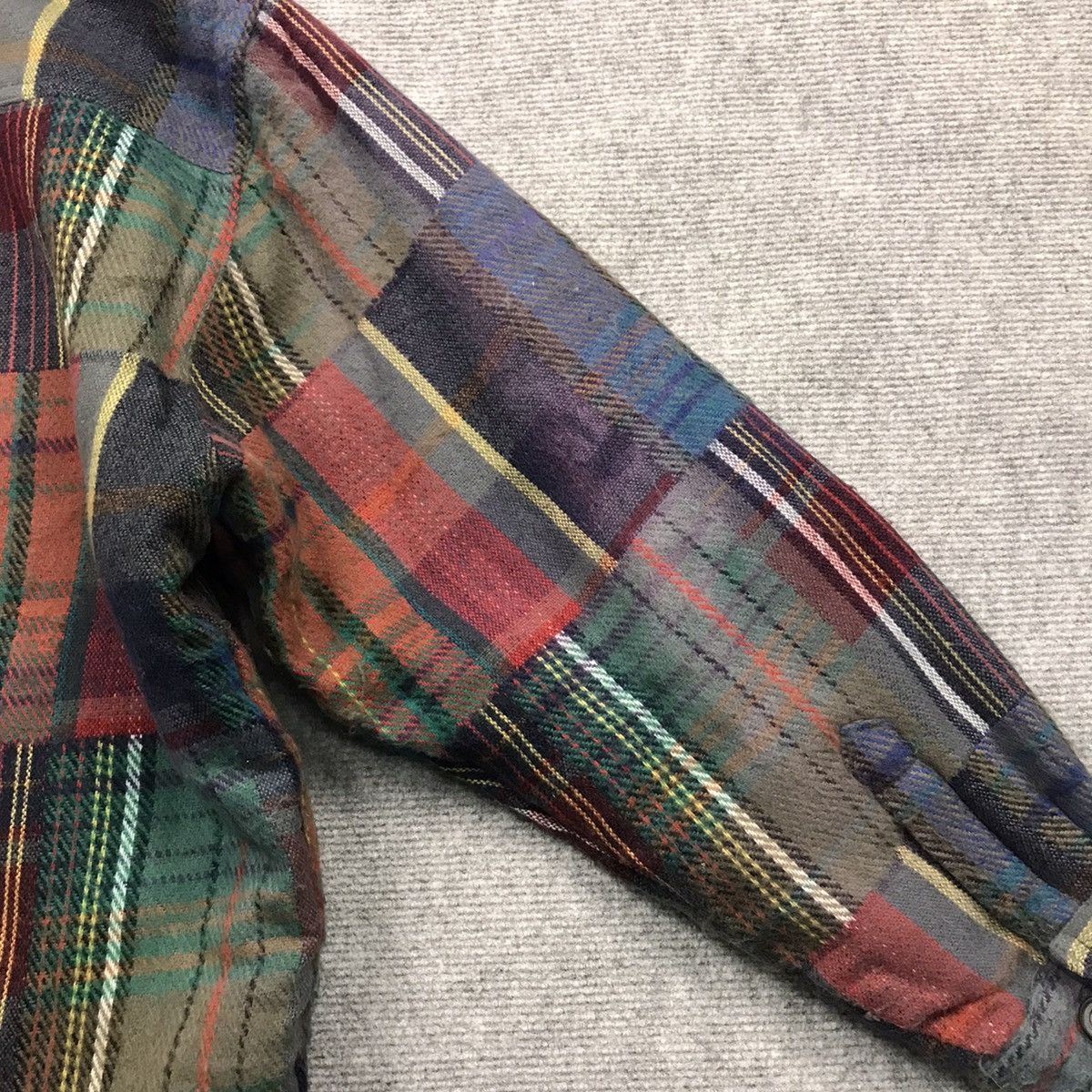 Designer × Flannel × Japanese Brand FLANNEL TASSFINDER DESIGN PATCHWORK BUTTON FLEECE JACKET Size US L / EU 52-54 / 3 - 9 Thumbnail