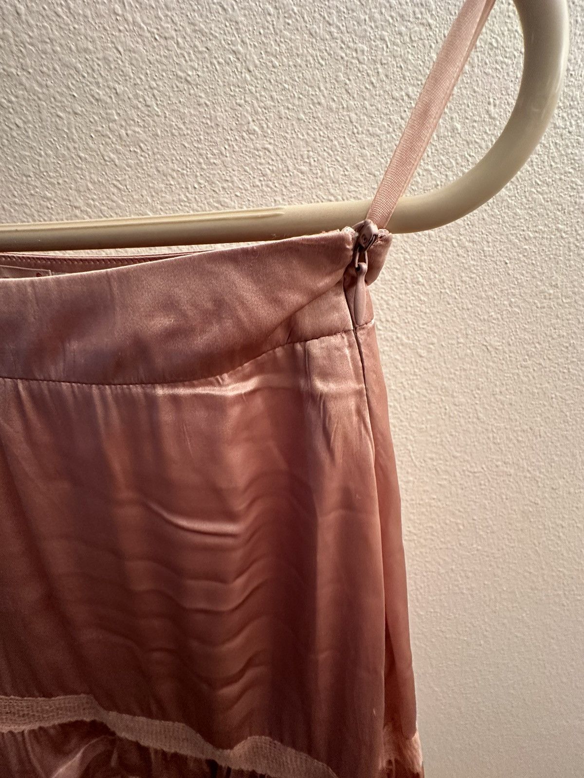 Adieu Paris × Vintage Silk Satin Skirt Size 23" - 2 Thumbnail