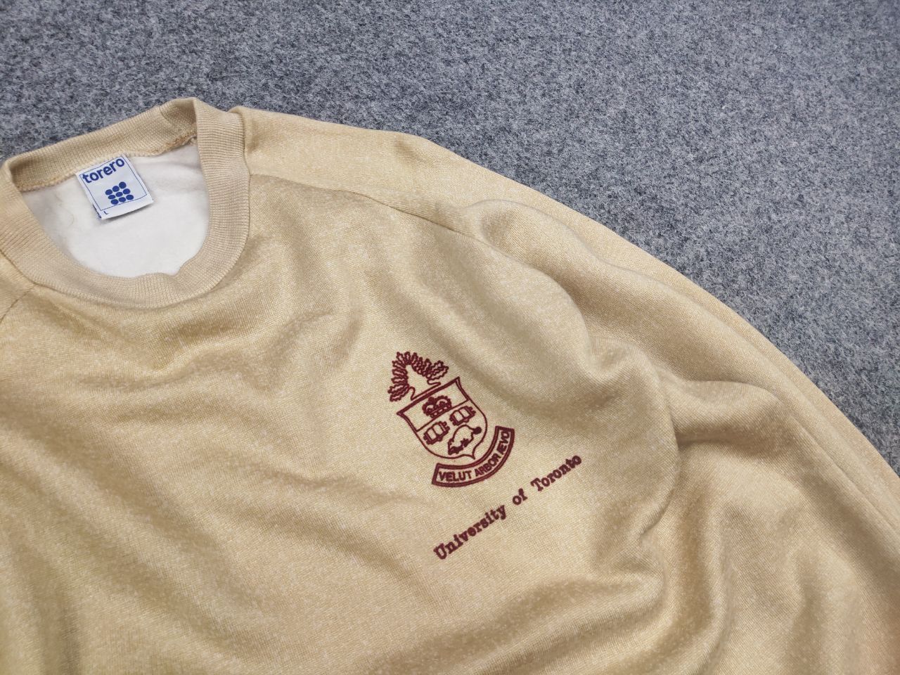 Vintage Vintage University of Toronto Crew Check Sweatshirt Y2K Size US L / EU 52-54 / 3 - 7 Thumbnail