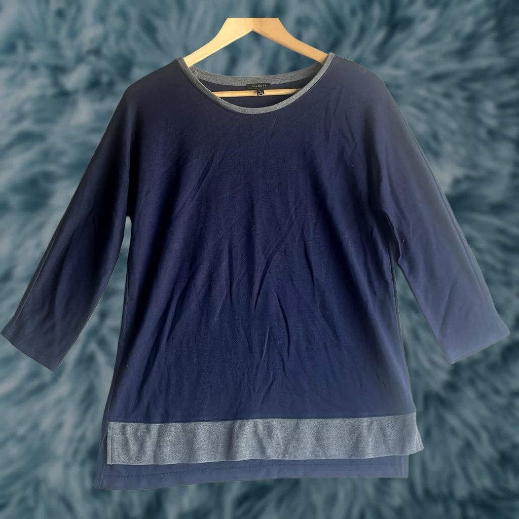Talbots Talbots Sweater Womens Small Blue Gray Round Neck Long Sleeve Pullover Rayon Nylon Solid Colorful Two Color Accent Size S / US 4 / IT 40 - 1 Thumbnail
