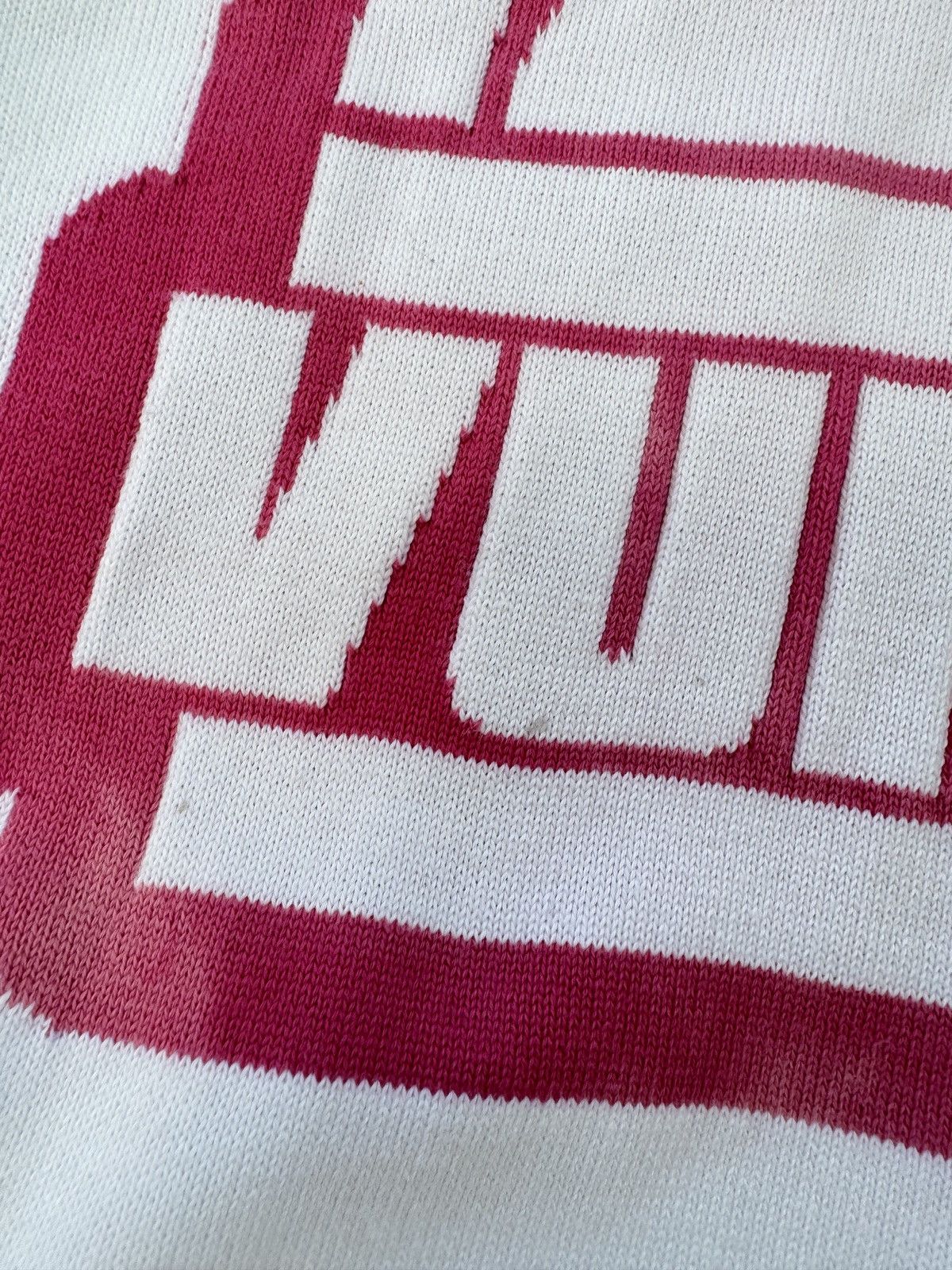 Louis Vuitton LOUIS VUITTON White and Pink Logo Short Sleeve 2501-Nextarr Size US L / EU 52-54 / 3 - 8 Thumbnail