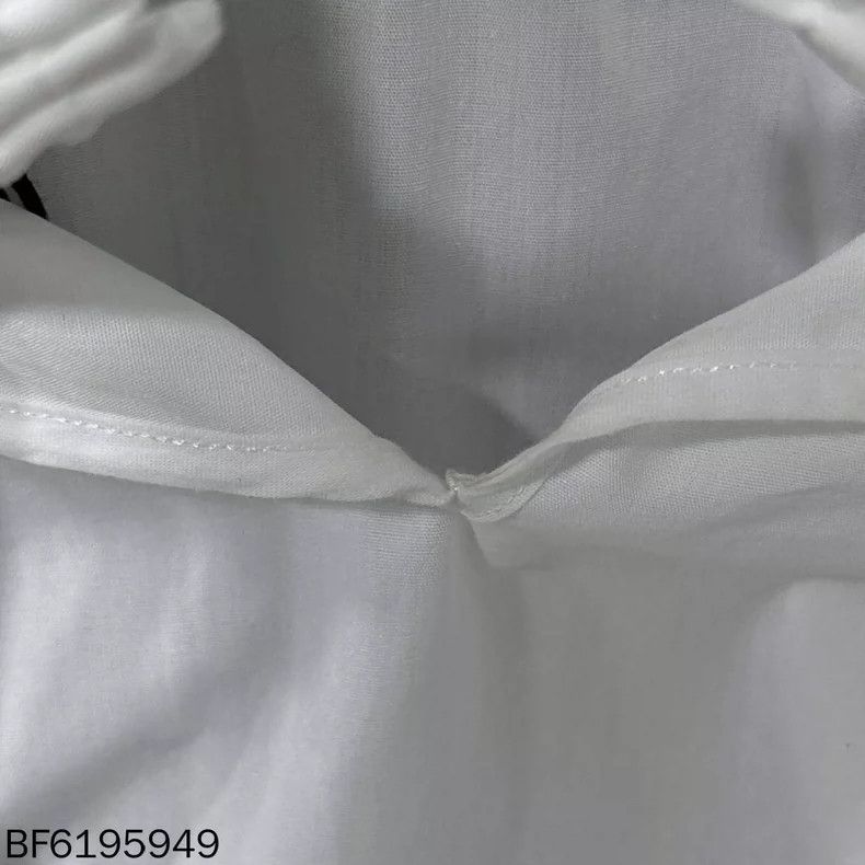 Louis Vuitton Louis Vuitton 23 Spring/Summer New Stand Neck Ruffled Shir Size XS / US 0-2 / IT 36-38 - 4 Thumbnail