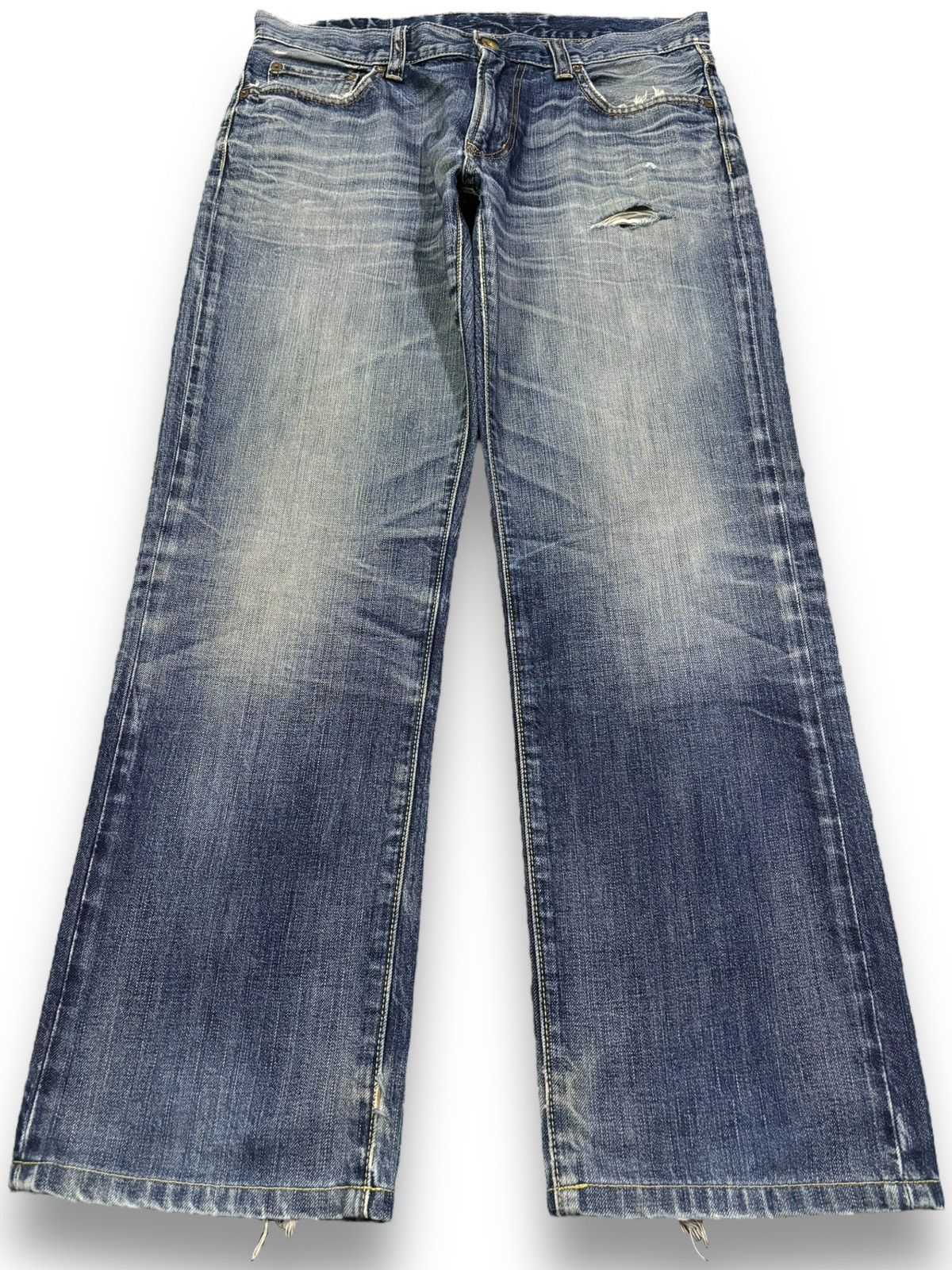 Undercover × Uniqlo Vintage Uniqlo UJ S002 Blue Wash Loose Distressed Jeans Size US 34 / EU 50 - 1 Thumbnail