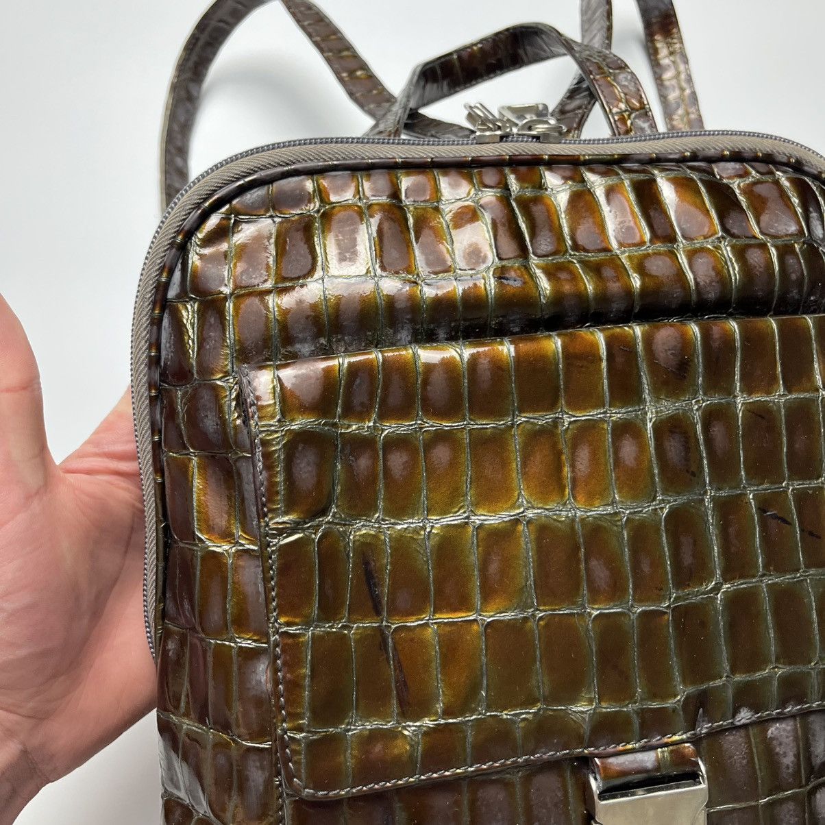 Moschino Rare Moschino Y2K Croc Embossed Mini Backpack Patent Leather Size ONE SIZE - 3 Thumbnail