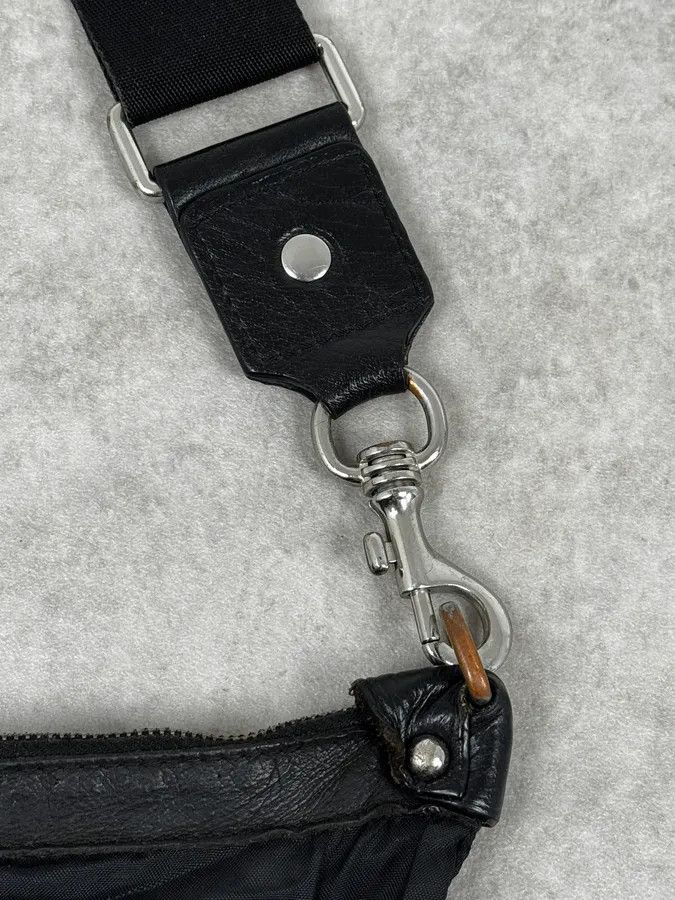 Dolce & Gabbana 2000s Dolce & Gabbana Black Multi-Pocket Nylon Crossbody Bag Size ONE SIZE - 8 Thumbnail