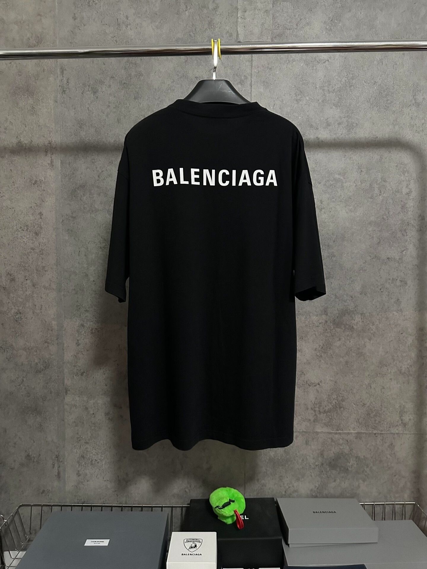 Balenciaga Balenciaga Black Loose Logo Short-Sleeve T-Shirt Size US L / EU 52-54 / 3 - 4 Thumbnail