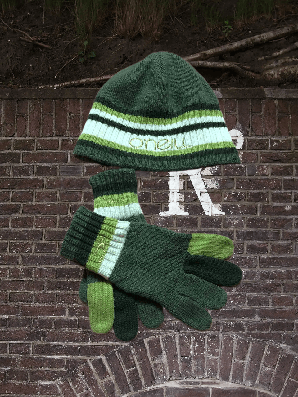 O'Neill Hats green Streetwear logo O'Neill Vintage Y2K Gloves Size ONE SIZE - 1 Thumbnail