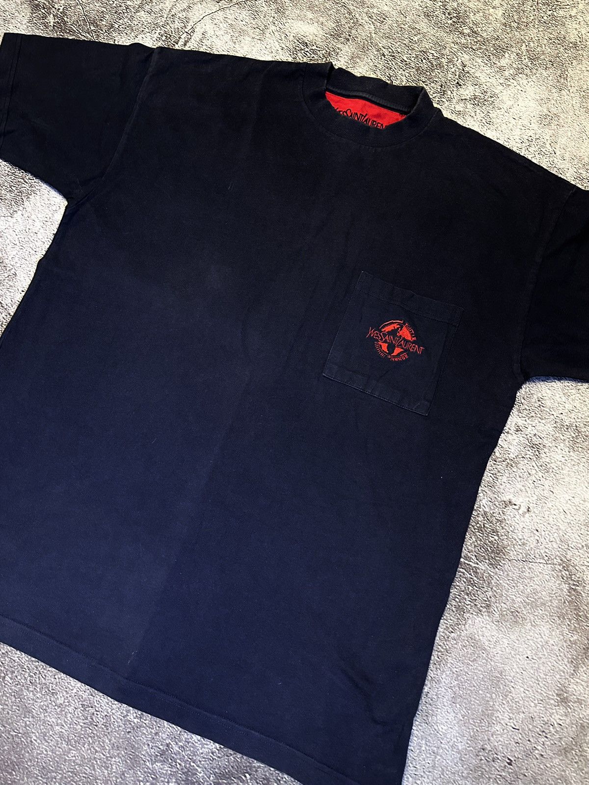Yves Saint Laurent VERY RARE! YVES SAINT LAURENT VINTAGE T-SHIRT PLANET LOGO Size US XL / EU 56 / 4 - 2 Thumbnail