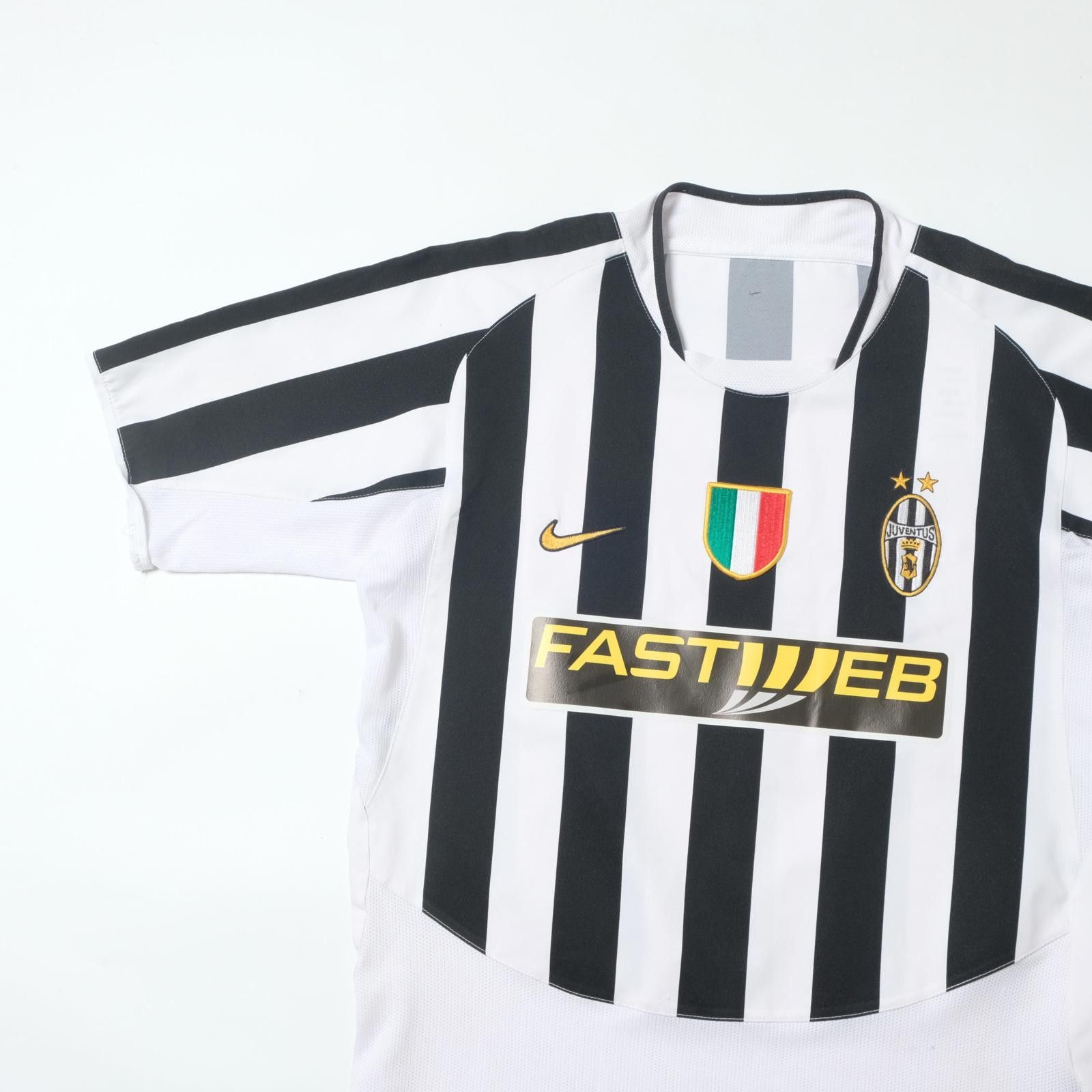 Nike 2003/04 Juventus Home Shirt Nike (XS/S) Size US S / EU 44-46 / 1 - 3 Thumbnail