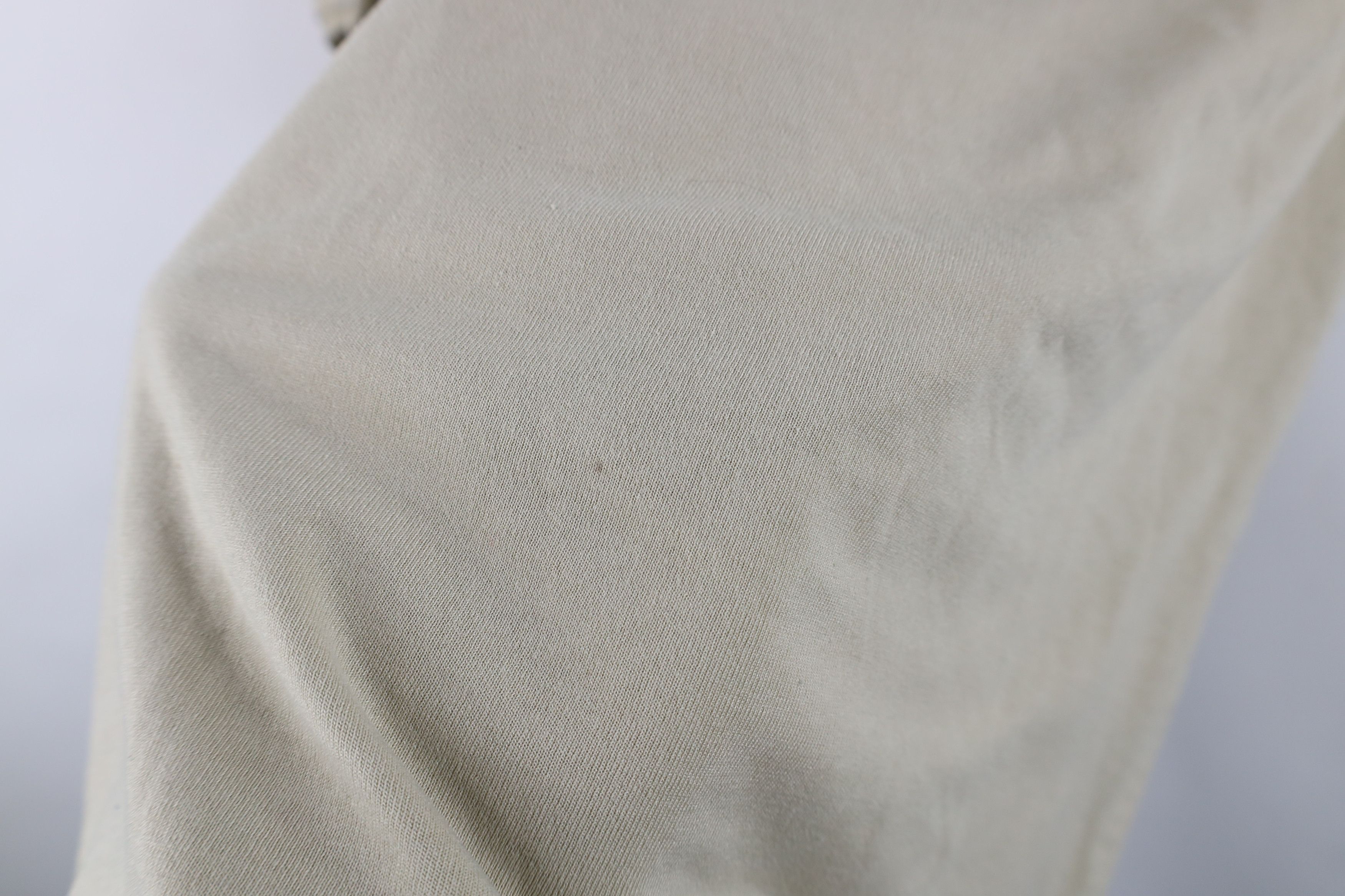 Vintage Vintage 90s Streetwear Knit Short Sleeve T-Shirt Beige USA Size US XXL / EU 58 / 5 - 7 Thumbnail