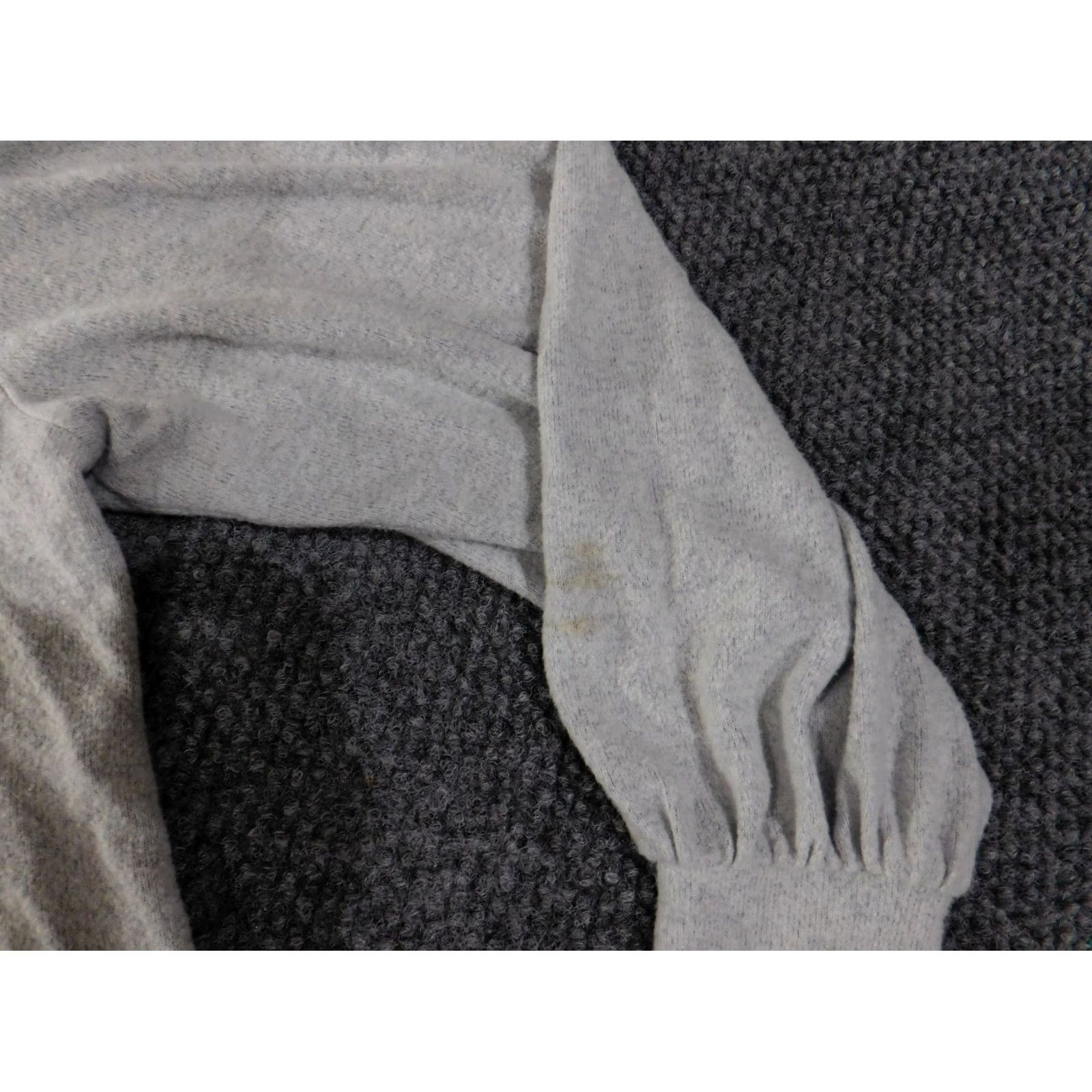 Loft LOFT Sweater Womens Small Gray Puff Sleeve V Neck Knit Top Pullover Regular Size S Size S / US 4 / IT 40 - 5 Thumbnail