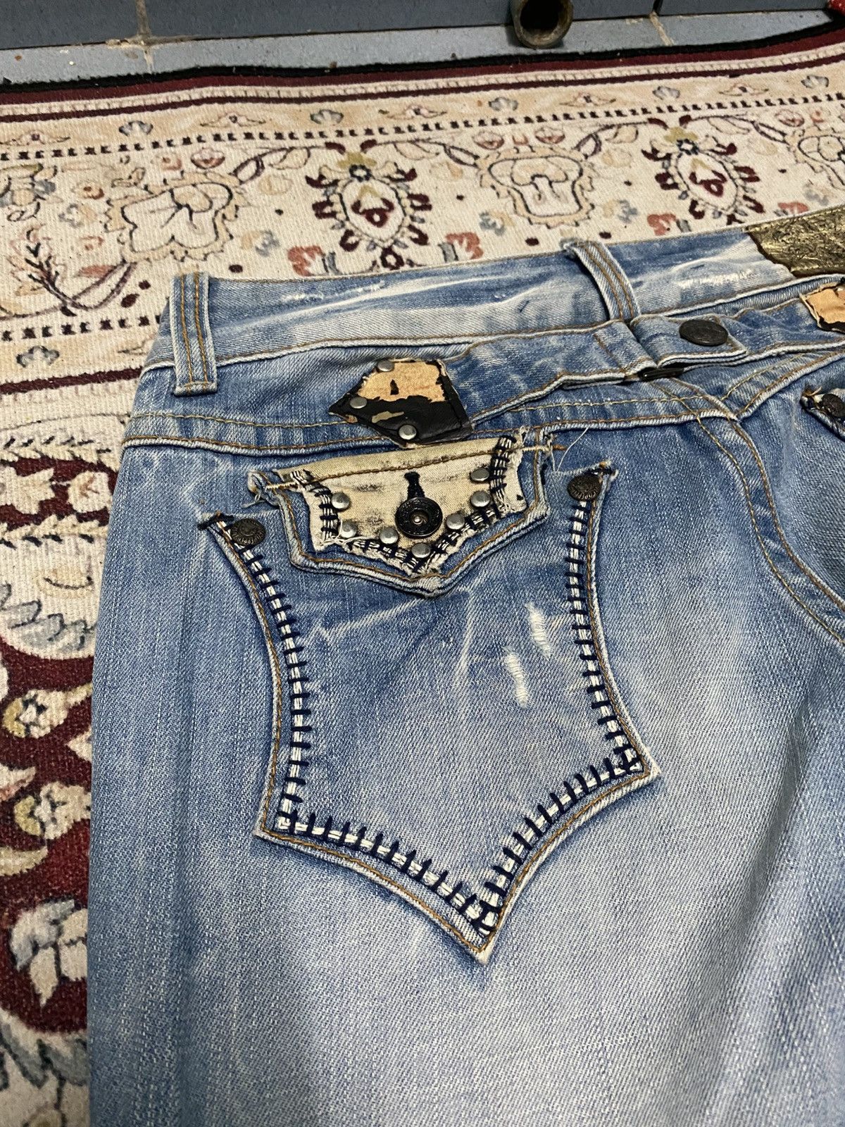 Japanese Brand Red peppers flare jeans Size US 32 / EU 48 - 13 Thumbnail