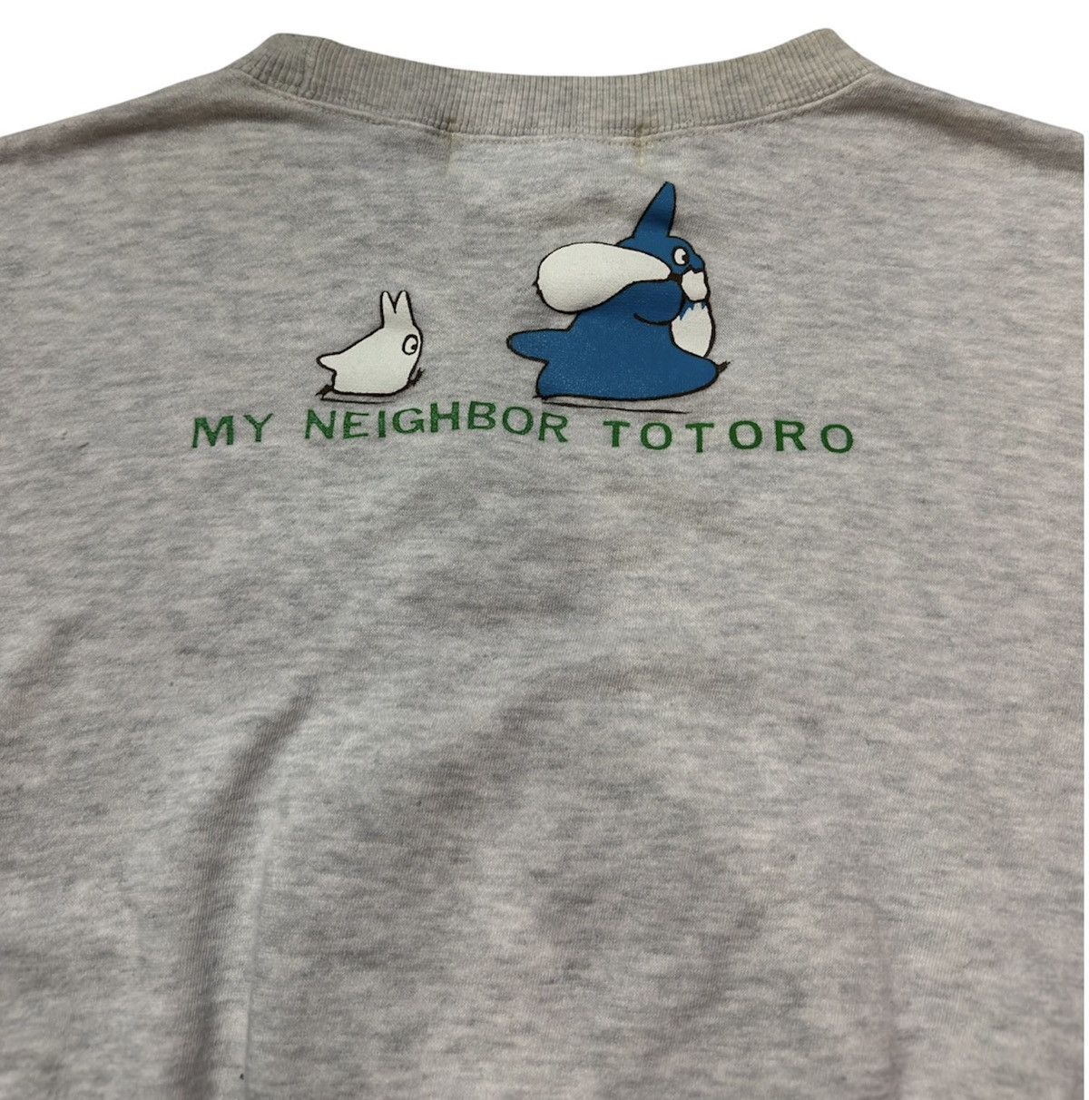 Anime VINTAGE STUDIO GHIBLI TOTORO CREWNECK JAPAN Size US M / EU 48-50 / 2 - 8 Thumbnail