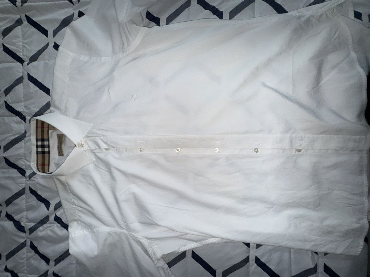 Burberry Collar button down shirt
