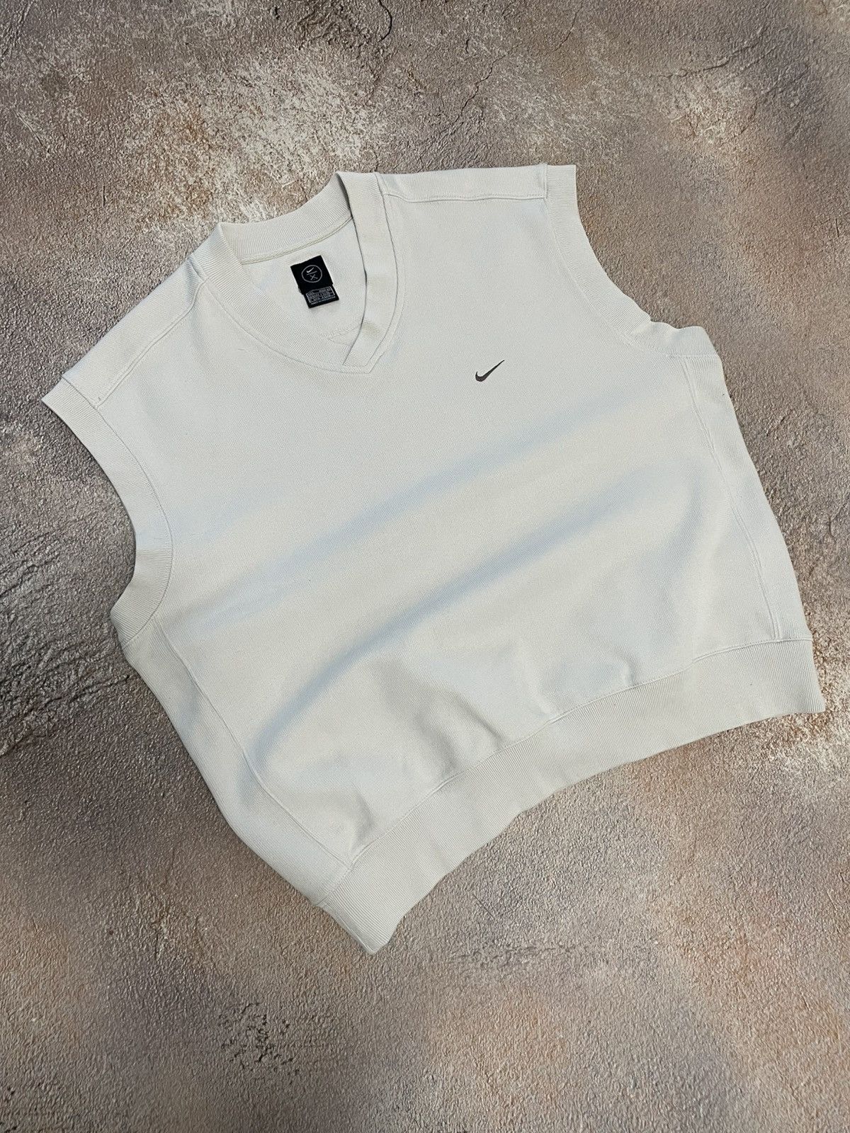 Nike Vintage Nike Heavy Cotton Baggy Sleeveless Sweatshirt Size US L / EU 52-54 / 3 - 1 Thumbnail