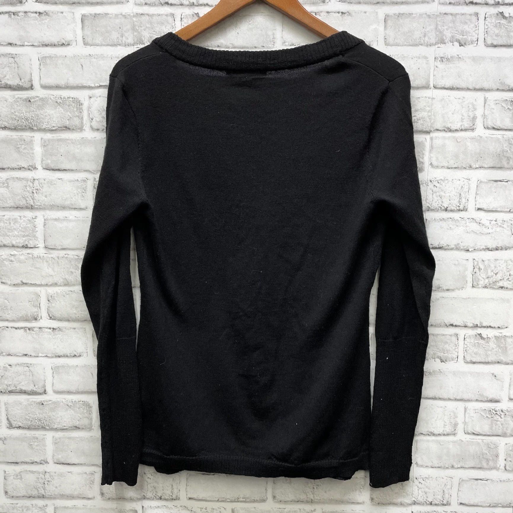 Smartwool Smartwood black button up wool cardigan sweater Womens Size M (collar needs fix) Size M / US 6-8 / IT 42-44 - 5 Thumbnail