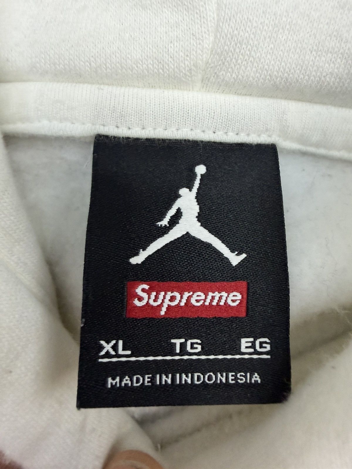 Jordan Brand × Supreme Supreme X Air Jordan FW15 Hoodie Size XL 100% Authentic Size US XL / EU 56 / 4 - 3 Thumbnail