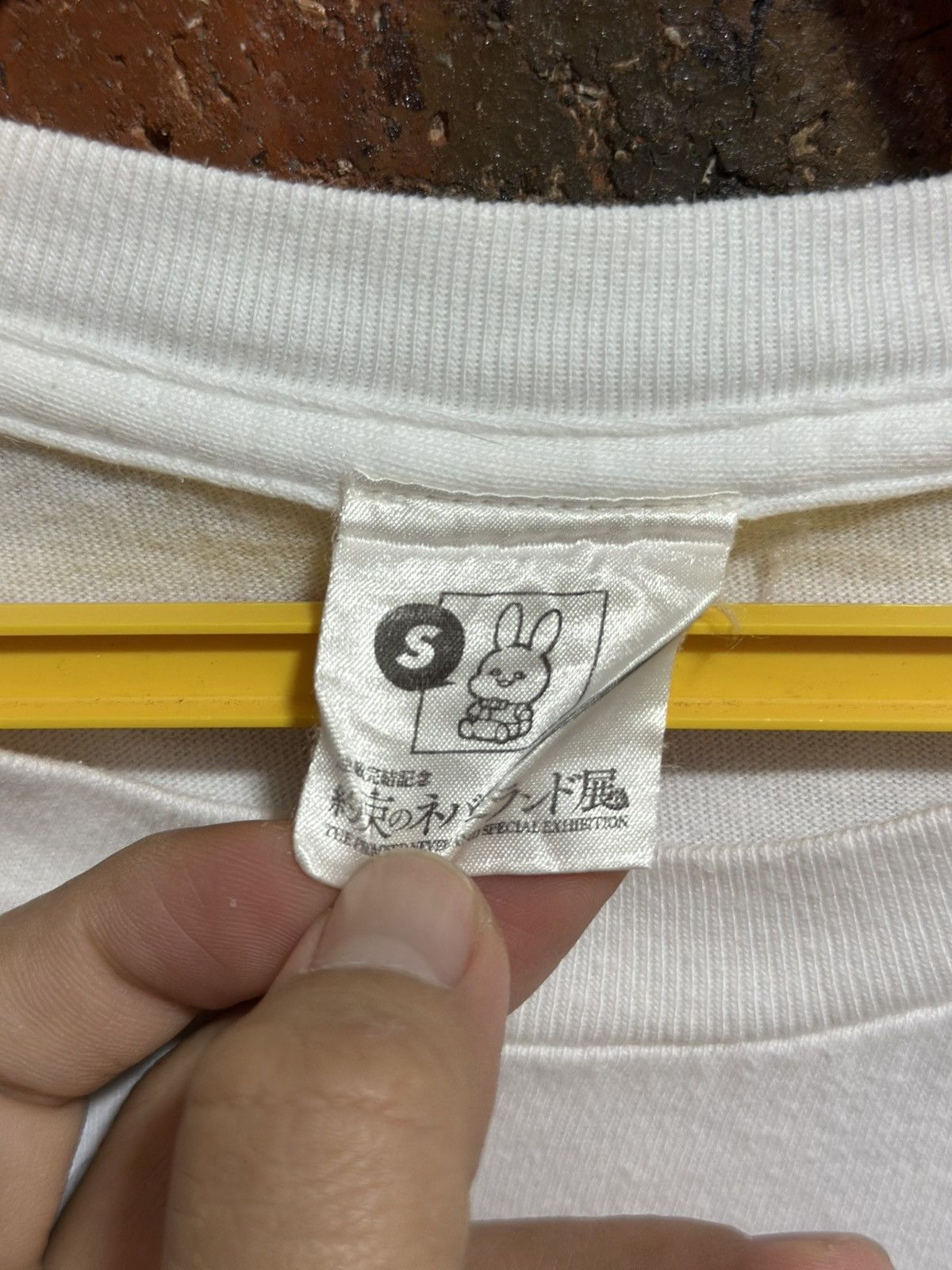 Anime × Japanese Brand × Vintage Vintage The Promised Neverland Kaui Shirai/Posuka Demizu Tee Size US S / EU 44-46 / 1 - 5 Thumbnail