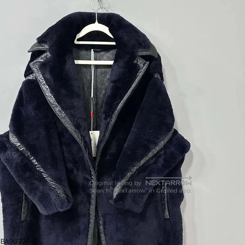 Max Mara MaxMara Navy Women's Coat . Size XXS / US 00 / IT 34 - 2 Thumbnail