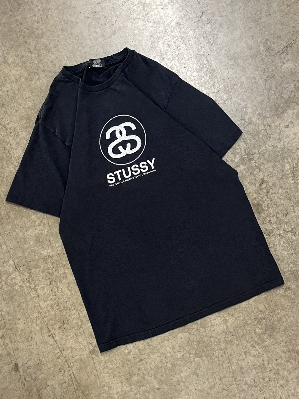 Stussy essential black boxy fit tee shirt hype streetwear