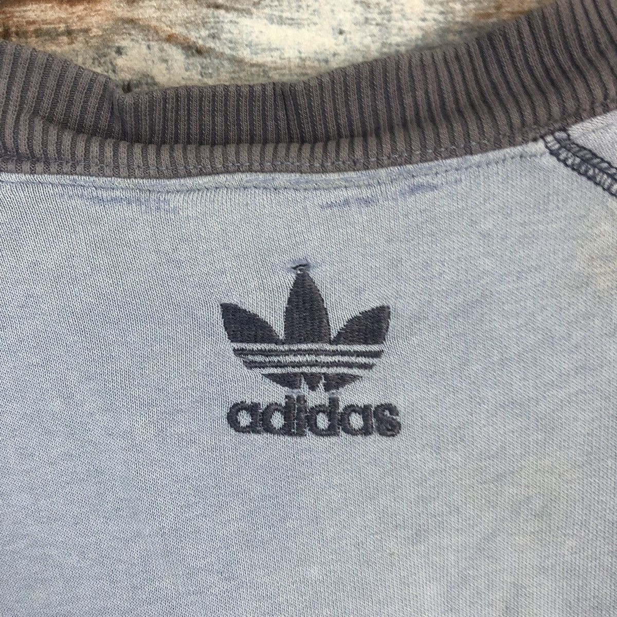 Adidas Adidas vintage logo Light Blue Sweatshirt #A1448 Size US L / EU 52-54 / 3 - 14 Thumbnail