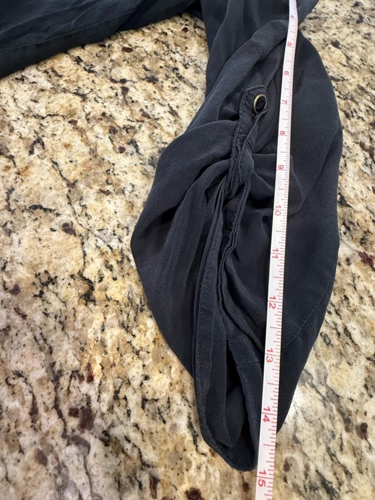 Other Yumi Kim black silk V neck pleated button front top SZ SM Size S / US 4 / IT 40 - 10 Thumbnail