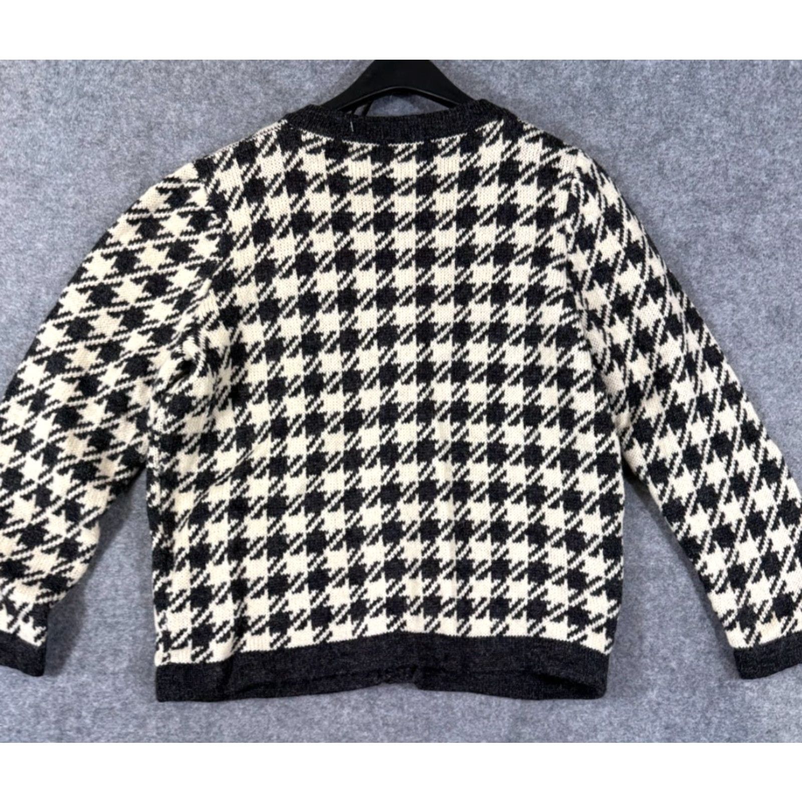 Vintage Sheeps Clothing Forewe Wool Sweater Womens S Ivory Black Houndstooth Cardigan Crew Neck Long Sleeve Knit Button Size S / US 4 / IT 40 - 7 Thumbnail