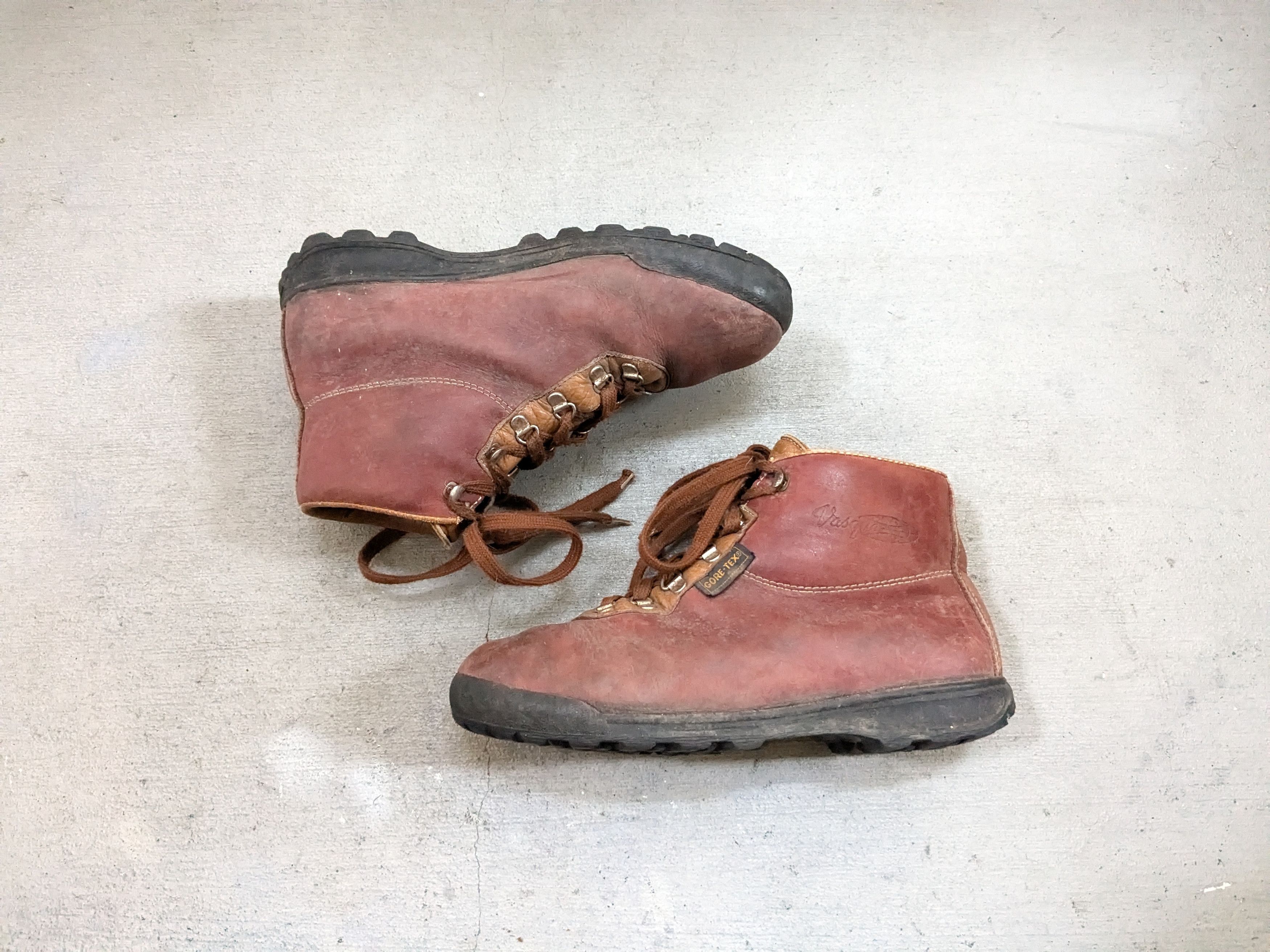 Genuine Leather × Vintage Vintage Hiking Boots 8 Brown Leather Lace Up Mountain Size US 8 / EU 41 - 1 Thumbnail