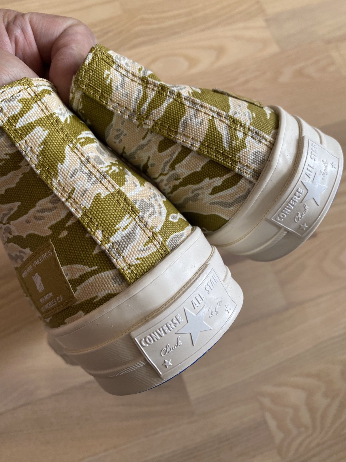 Converse × Undefeated Converse X Undefeated Chuck 70 Mid Size US 8.5 / EU 41-42 - 6 Thumbnail
