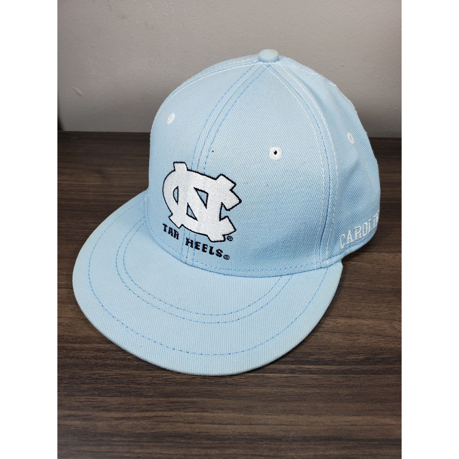 NCAA × Signatures University of North Carolina UNC Tar Heels Snapback Hat Cap Size ONE SIZE - 1 Thumbnail