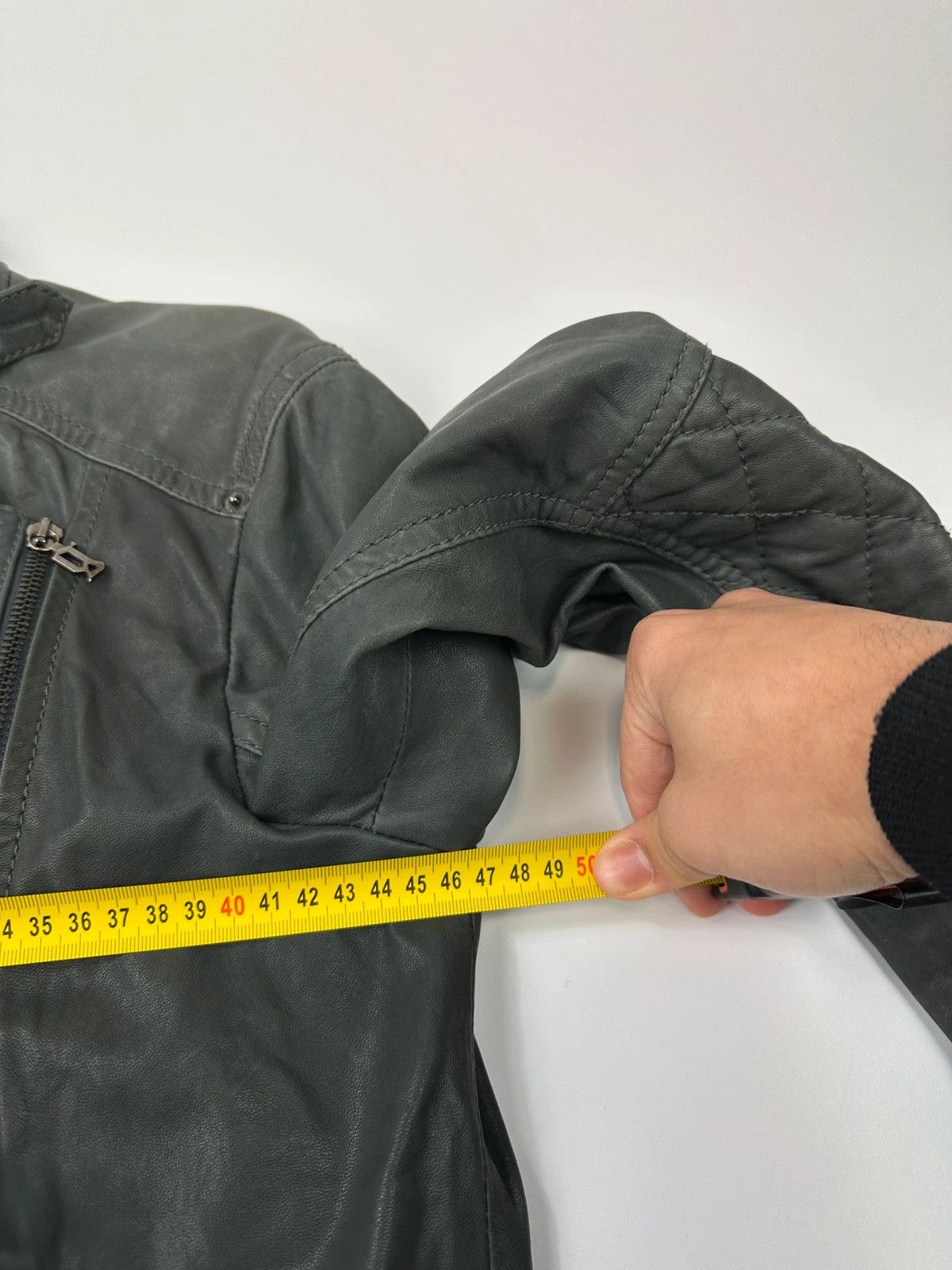 John Galliano John Galliano Khaki Green Side Zip Perfecto Leather Jacket Size M / US 6-8 / IT 42-44 - 15 Thumbnail